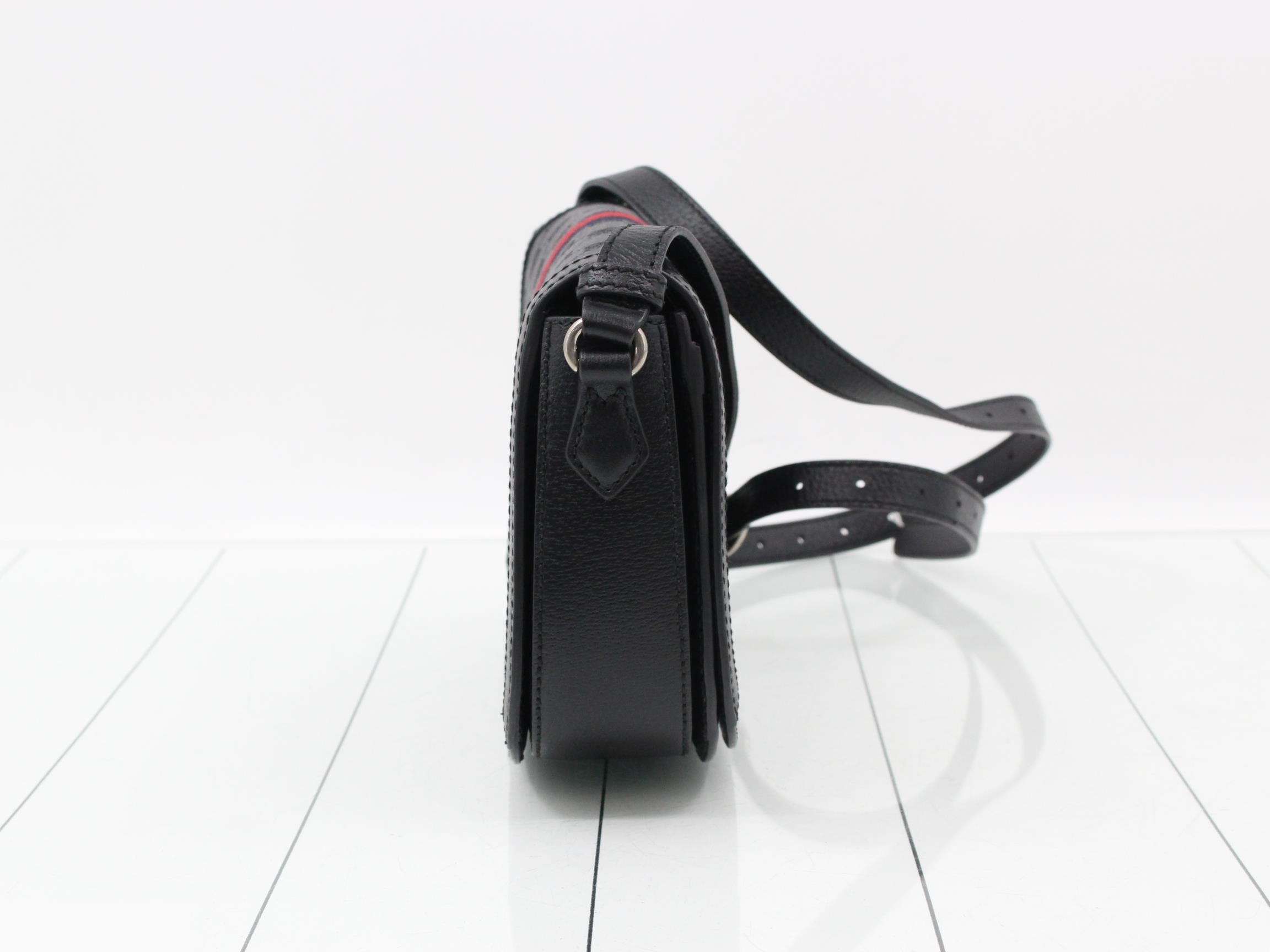 Logo collaboration shoulder bag — view 4