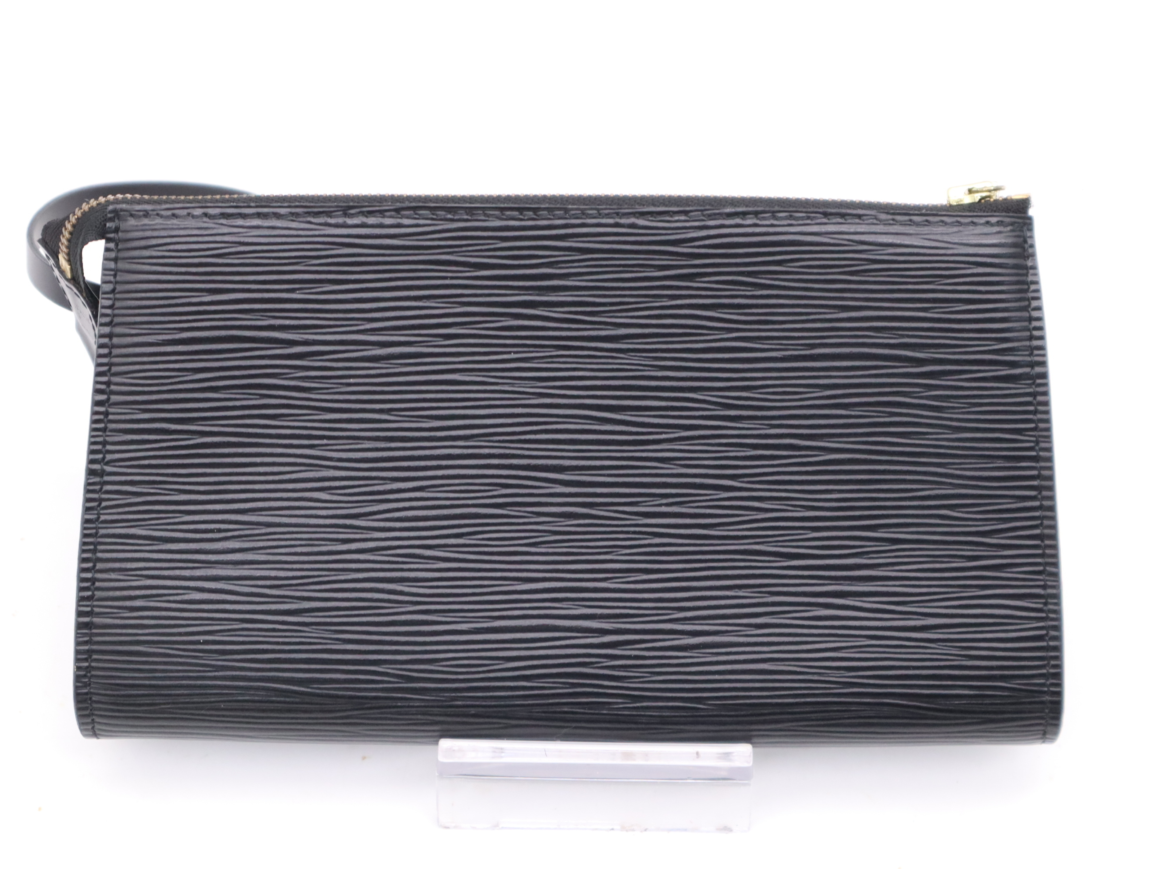 M52942 Epi Pochette Accessoires Noir Shoulder Strap Pouch — view 2