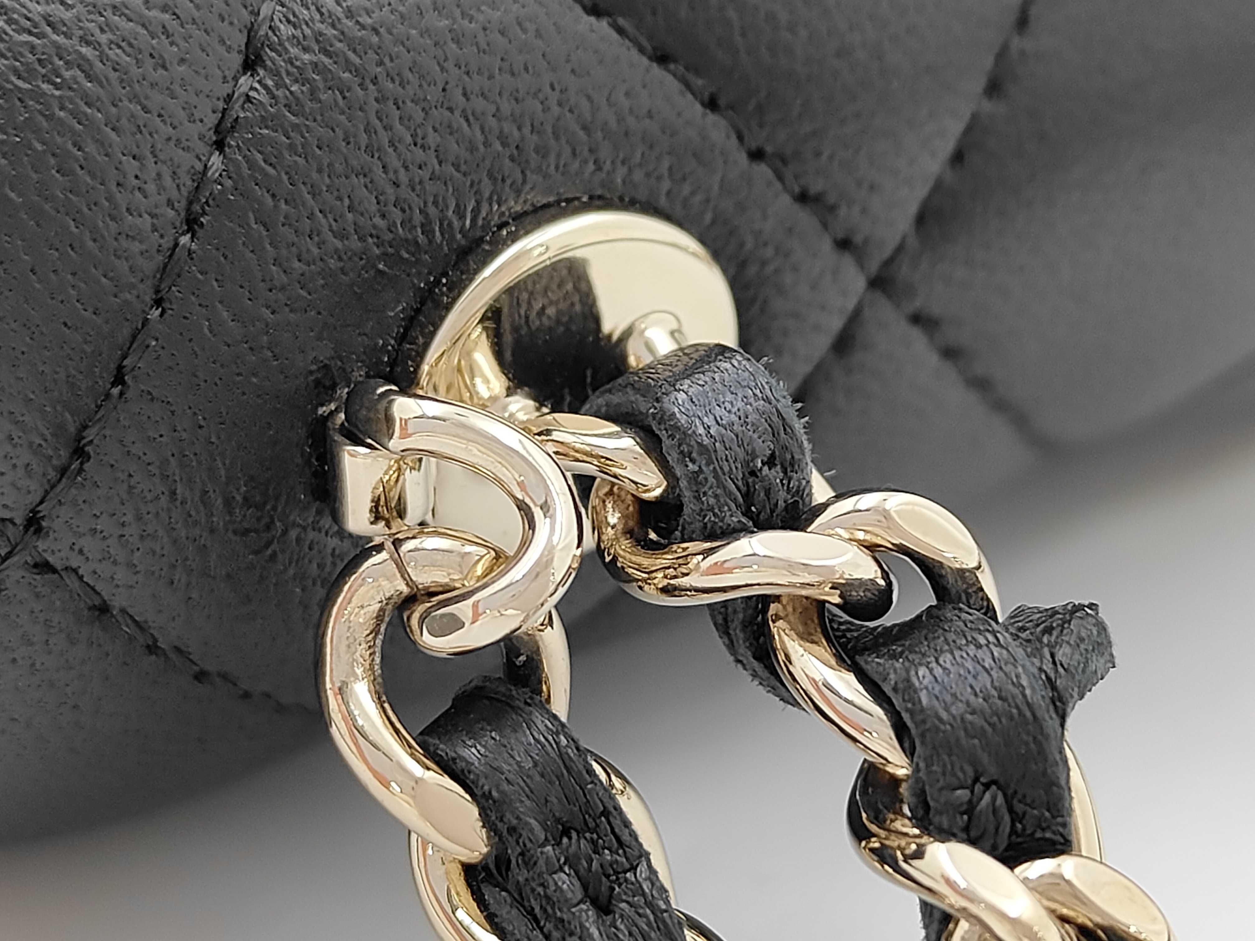 25cm Handle Chain Shoulder Bag — view 8