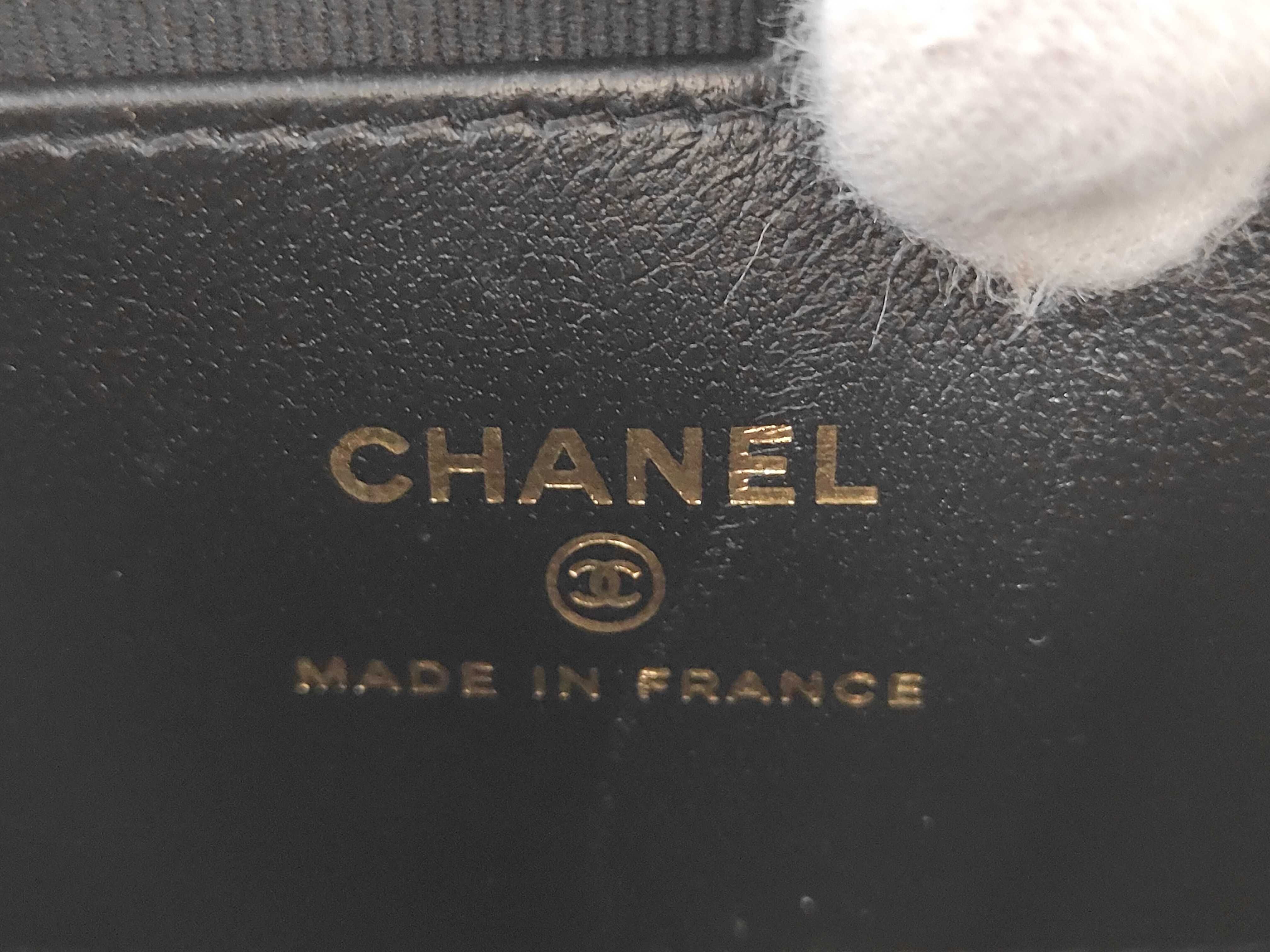 25cm Handle Chain Shoulder Bag — view 10