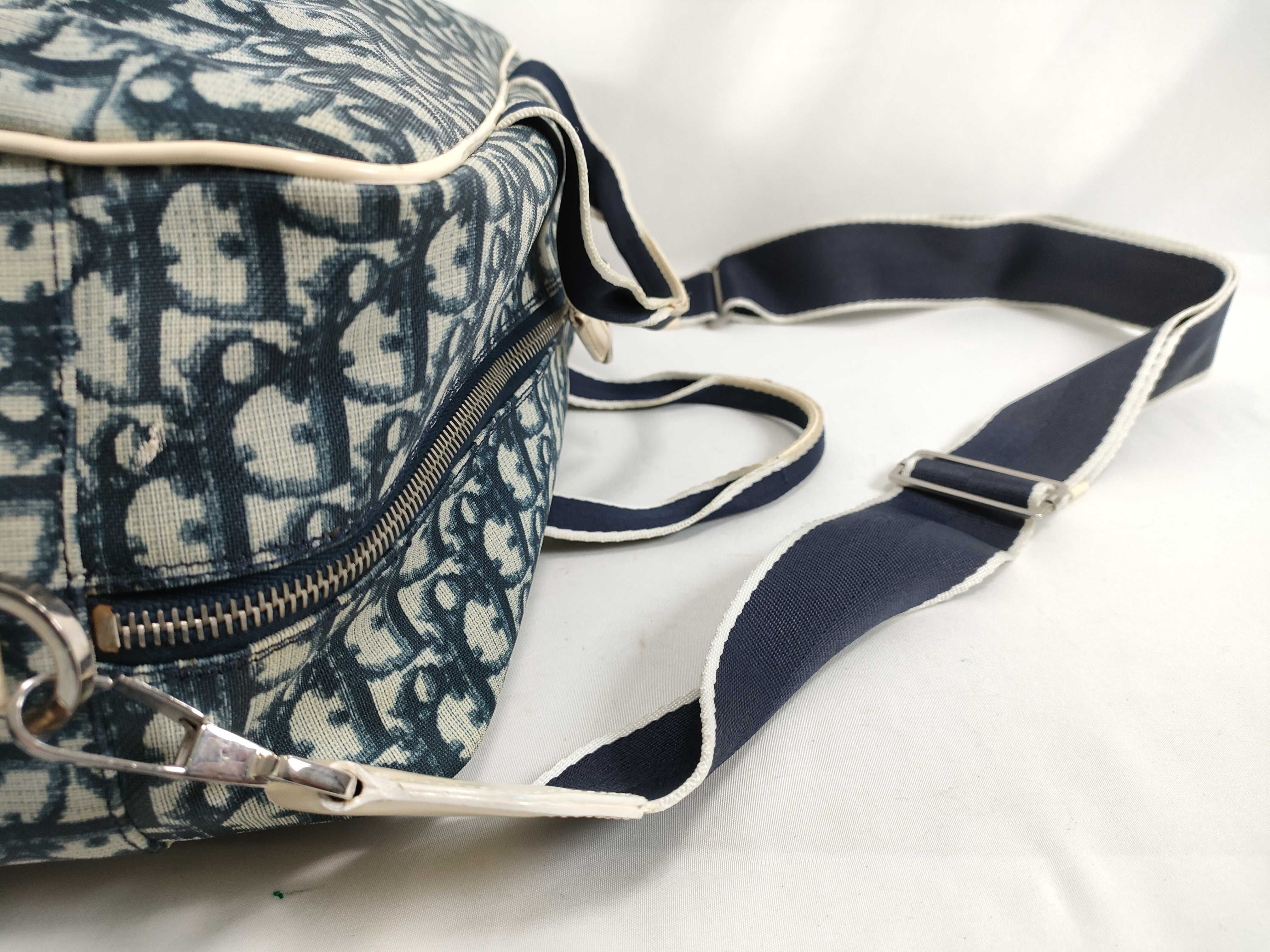 Trotter Pattern 2-Way Boston Bag (Blue) — view 6