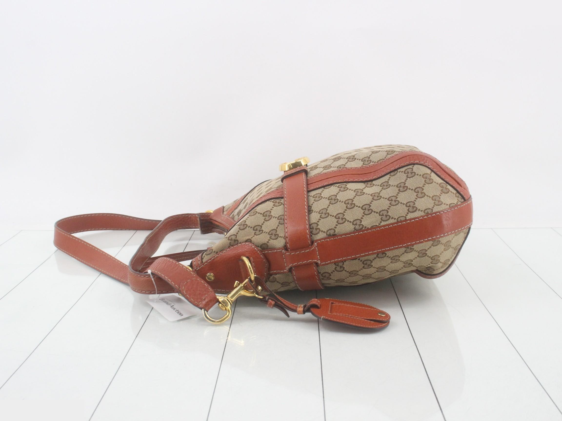 GG Canvas GG Running Shoulder Bag — view 4