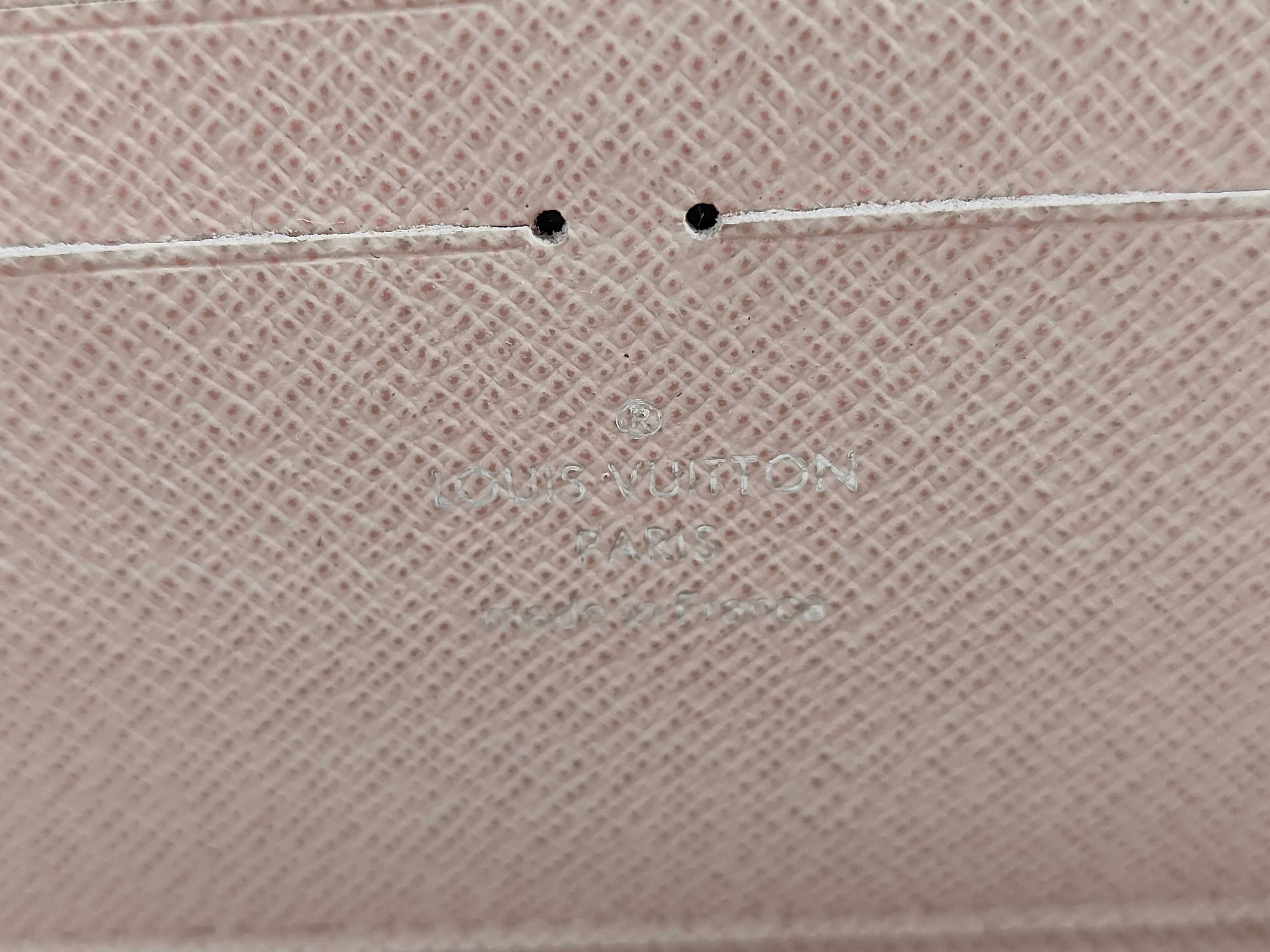 Epi Louis Vuitton Twist Shoulder Bag — view 8