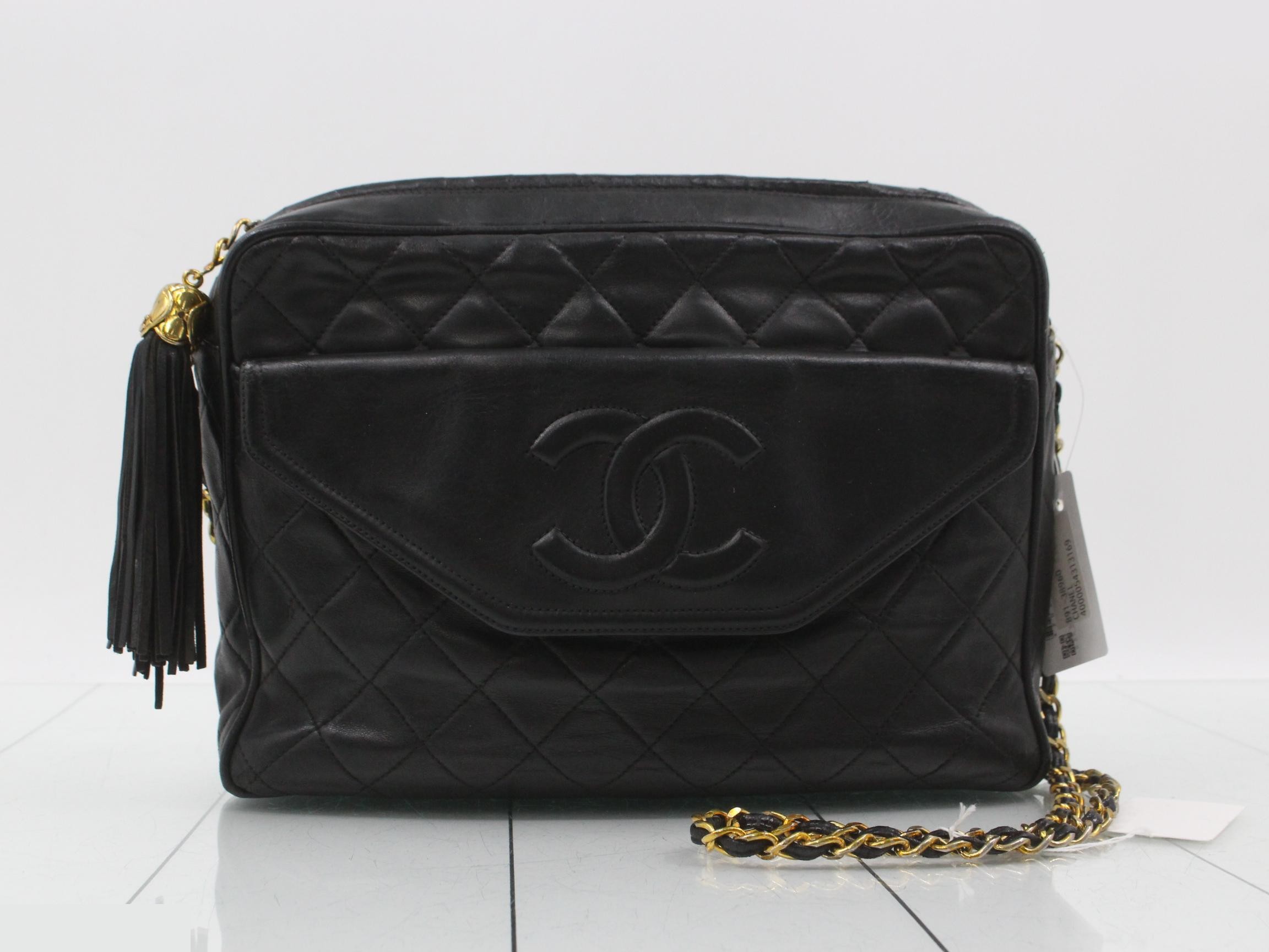 Matelassé Shoulder Bag