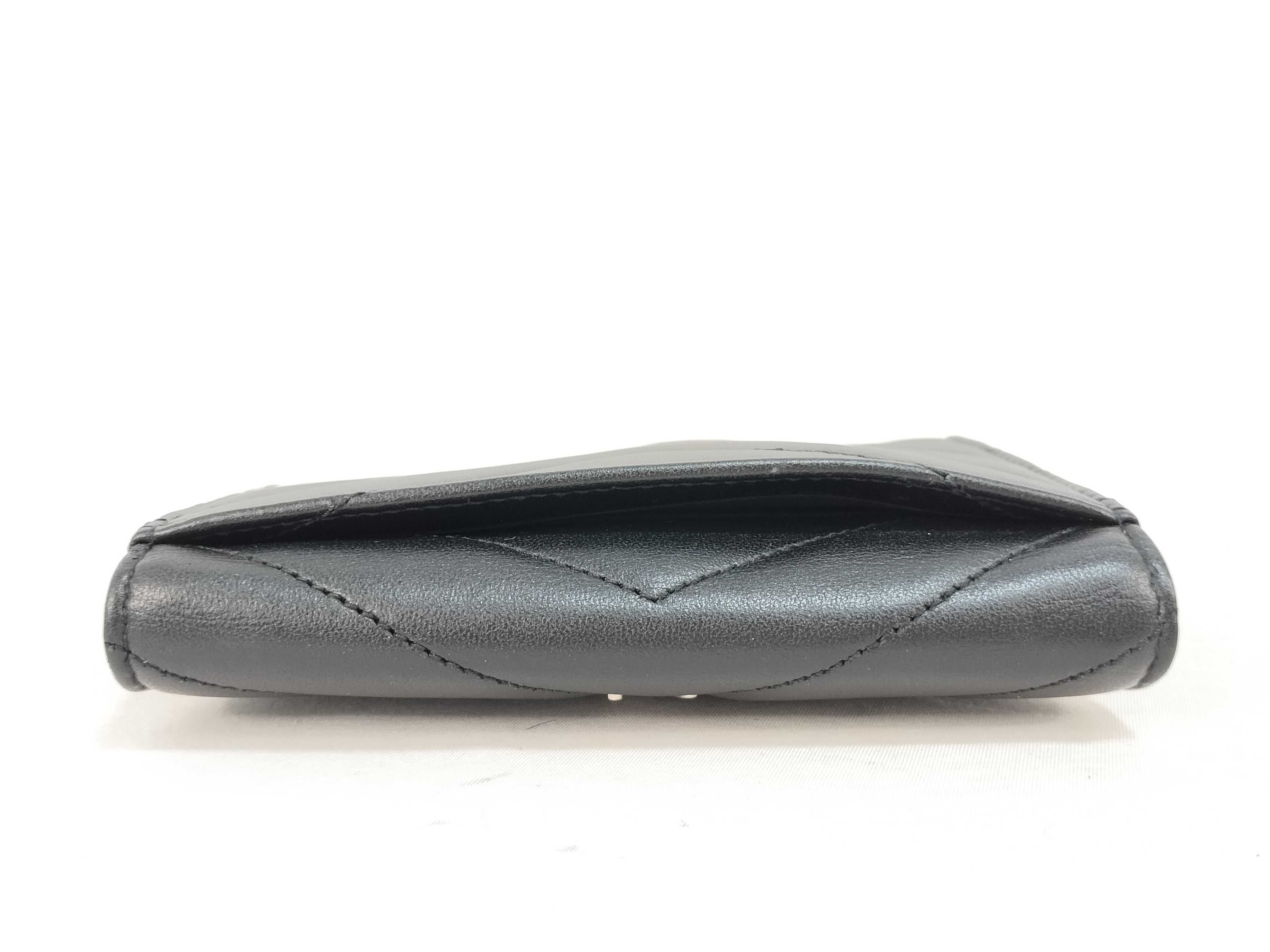 wallet — view 6