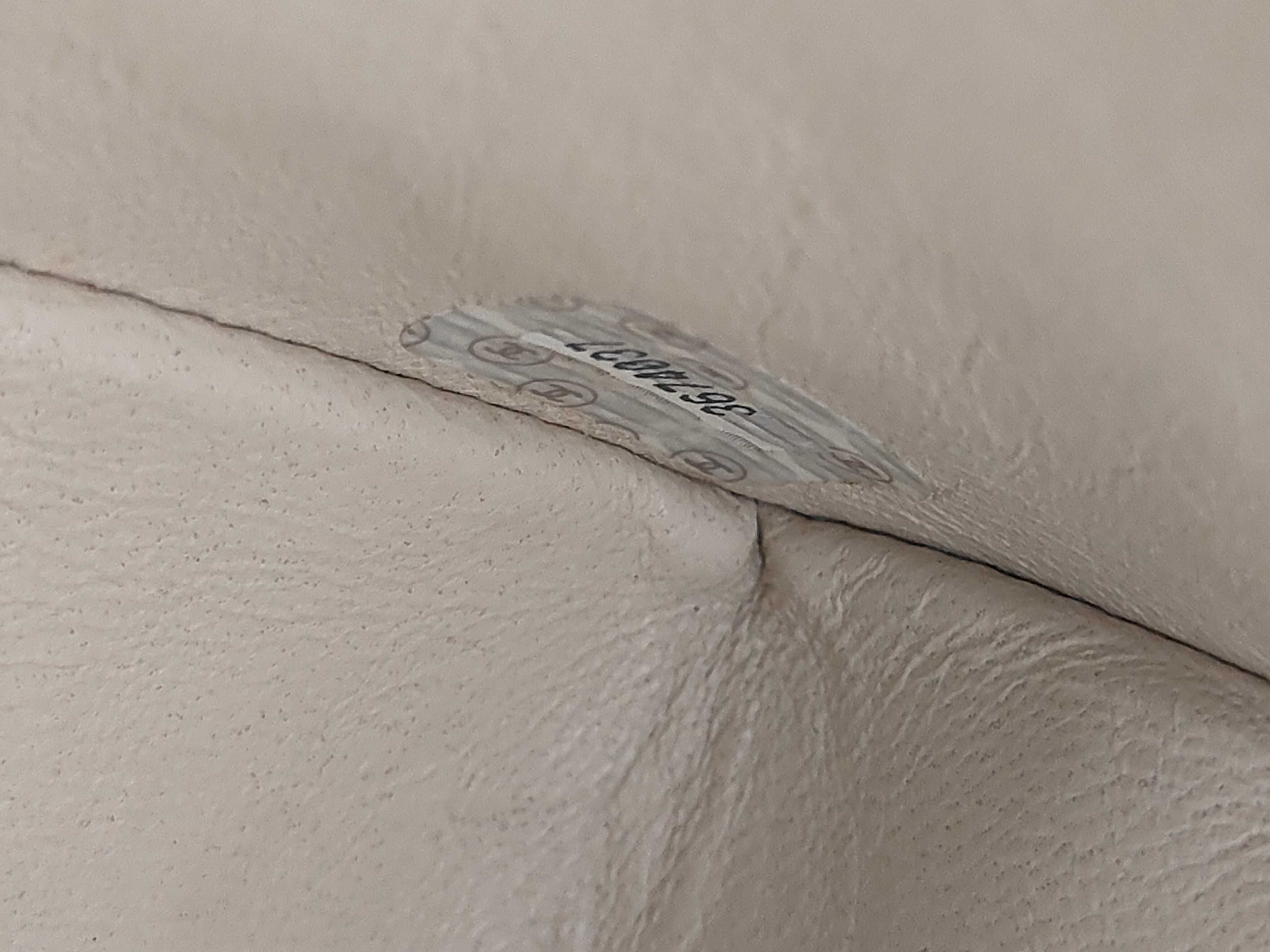 Shoulder Bag Matelassé Shoulder Bag — view 11