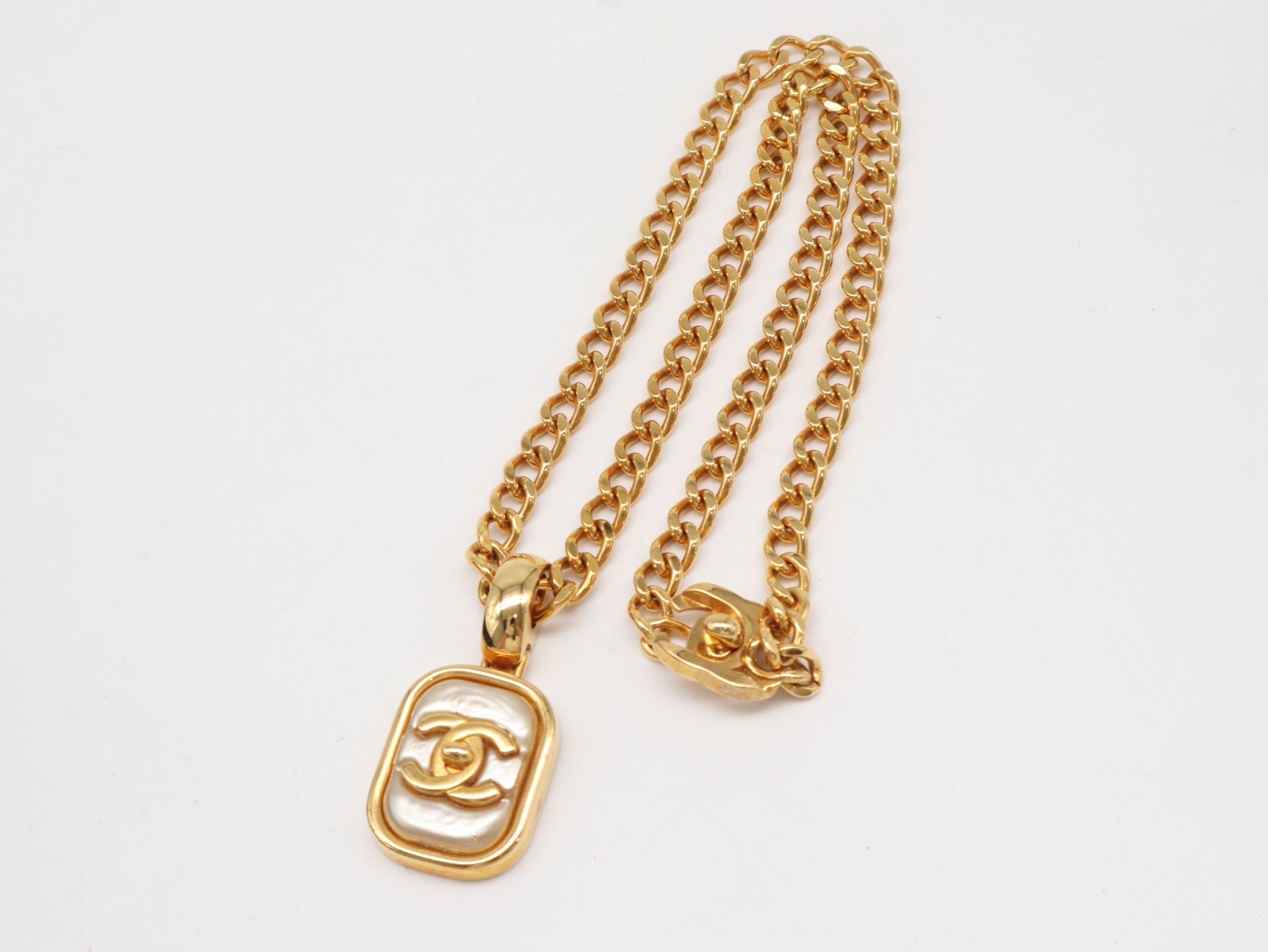 97P Coco Mark Turnlock Pearl Necklace (with box) — view 7