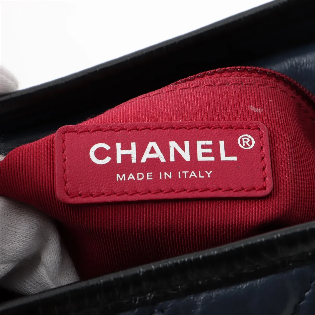 Gabriel de Chanel Vintage Calf x Leather Chain Shoulder Bag Blue x Black Gold x Silver Hardware 26430884 26th Series — view 9