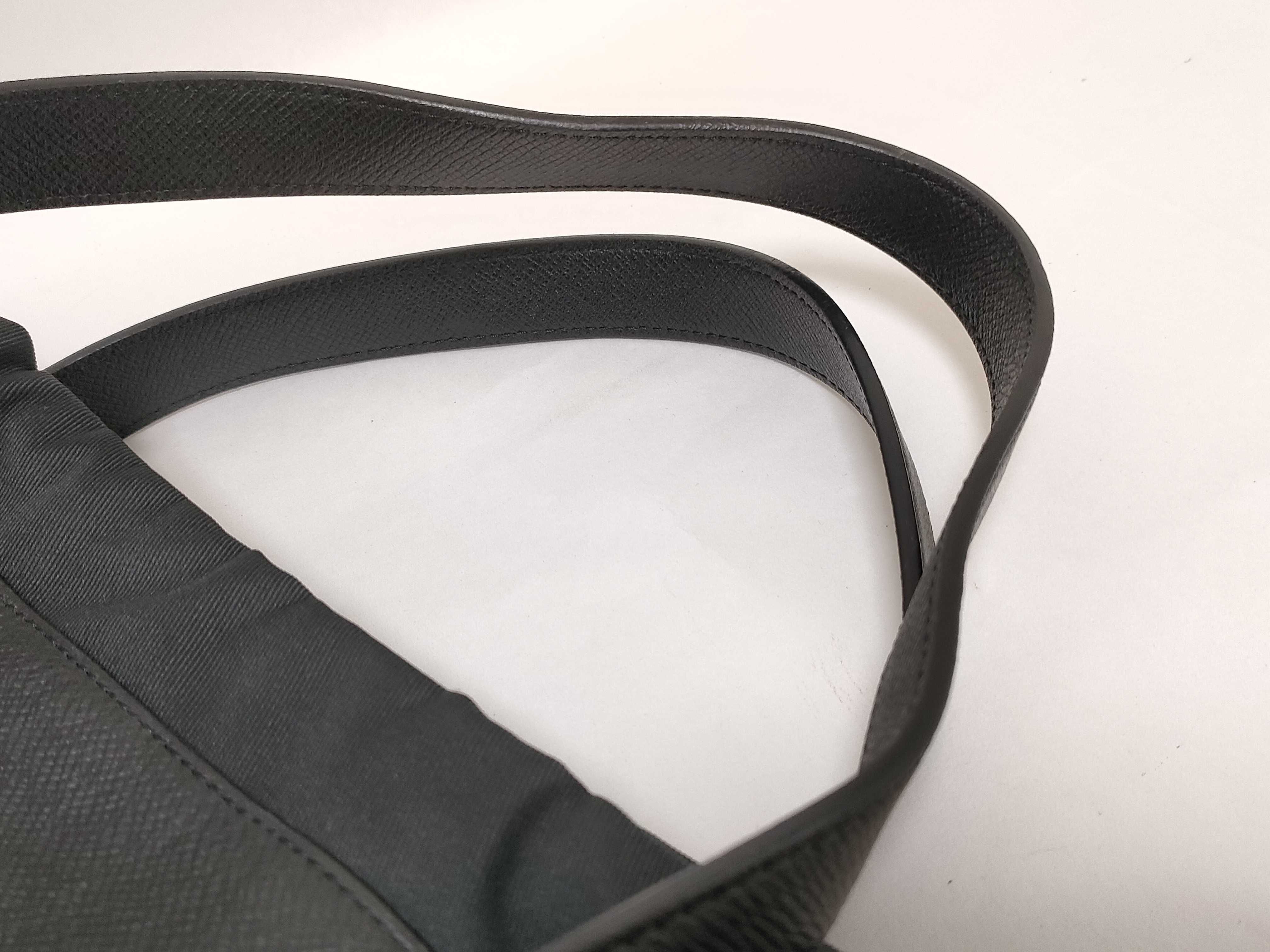Taiga Louis Vuitton LV Taiga Cavalier Tote Bag Ardoise Tote Bag — view 3