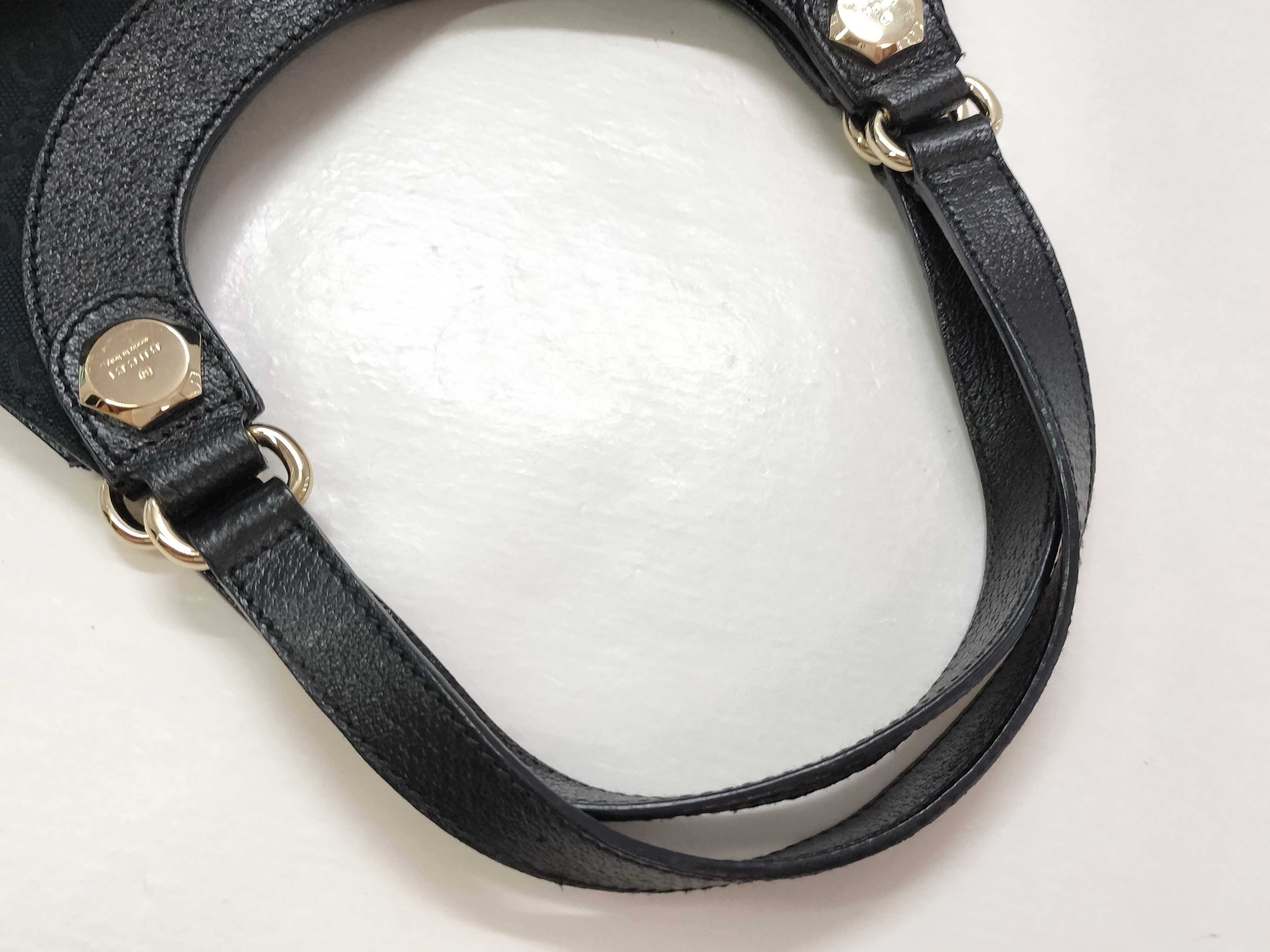 GG Canvas Gucci Handbag — view 3