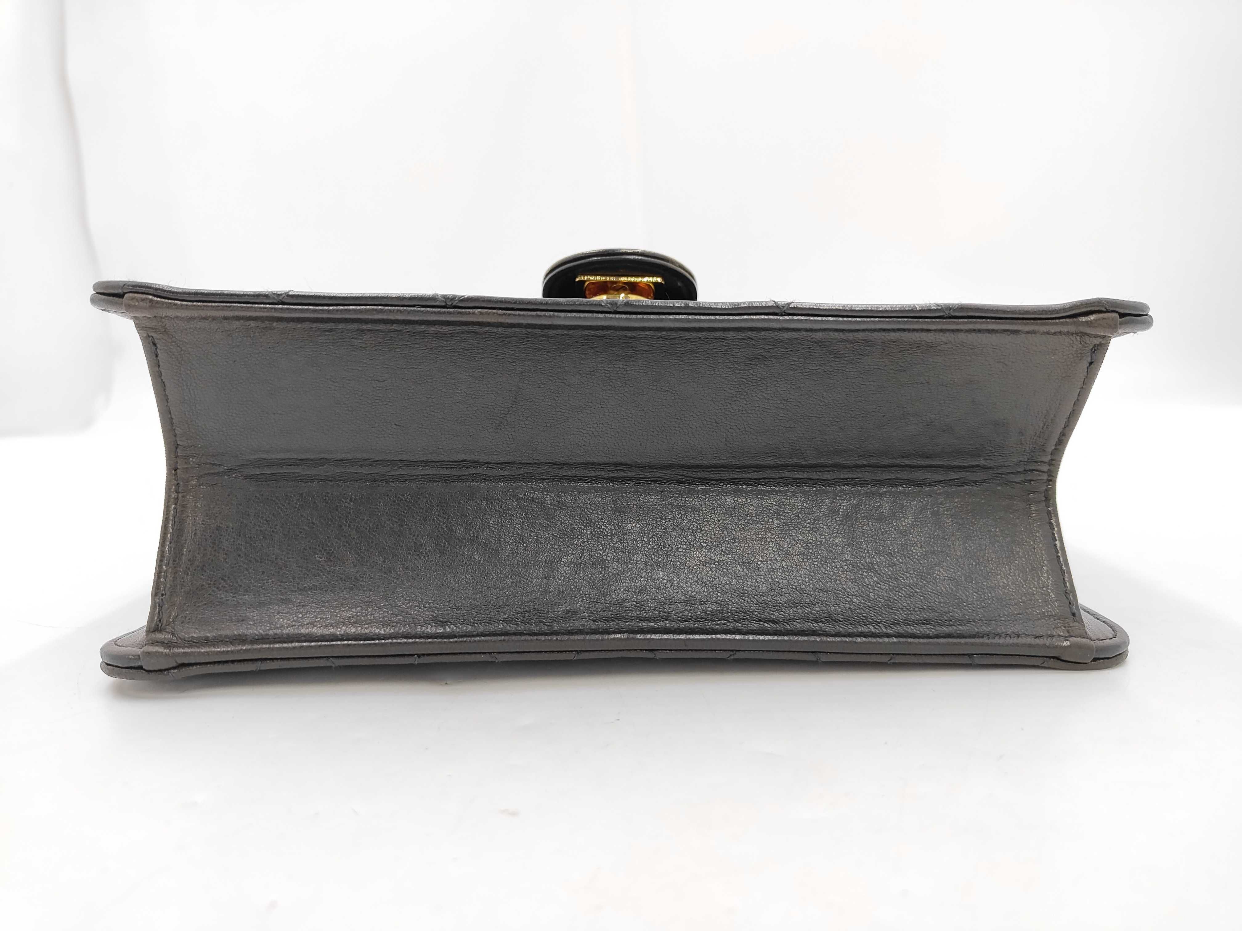 Matelassé Shoulder Bag (Black) — view 3