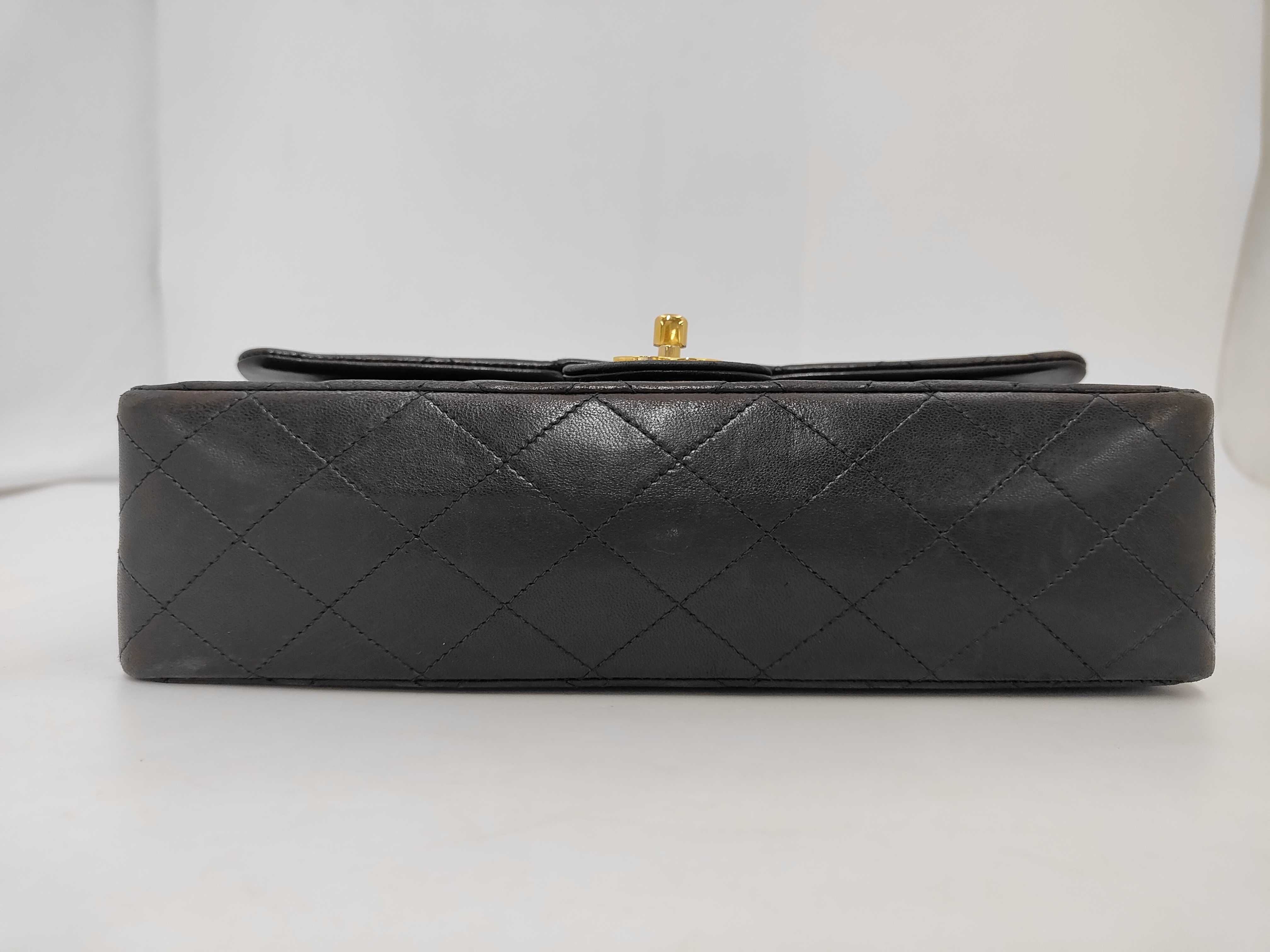 Matelassé 25 Double Flap Double Chain Lambskin Shoulder Bag — view 3