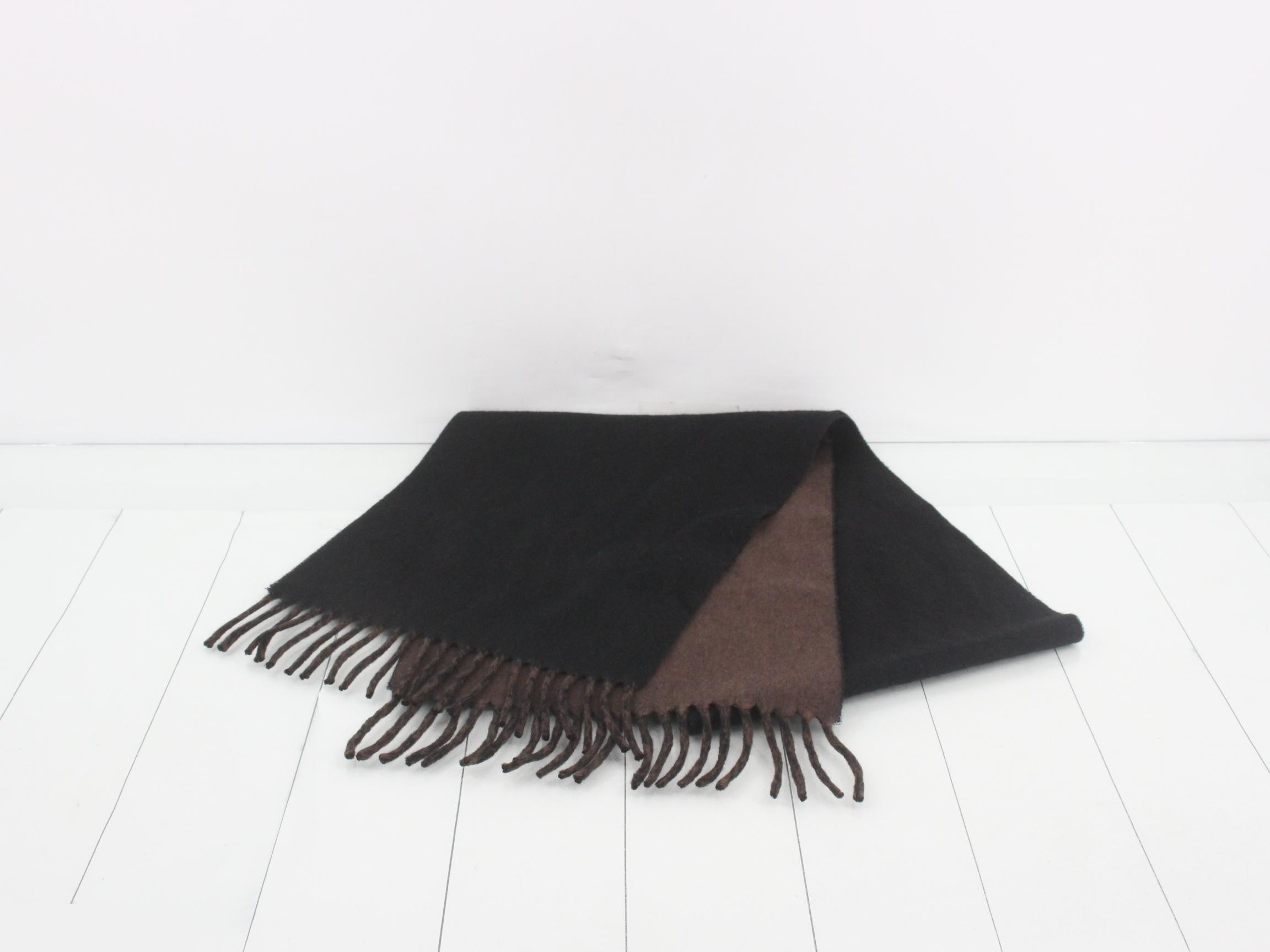 Cashmere scarf, black x brown — view 2