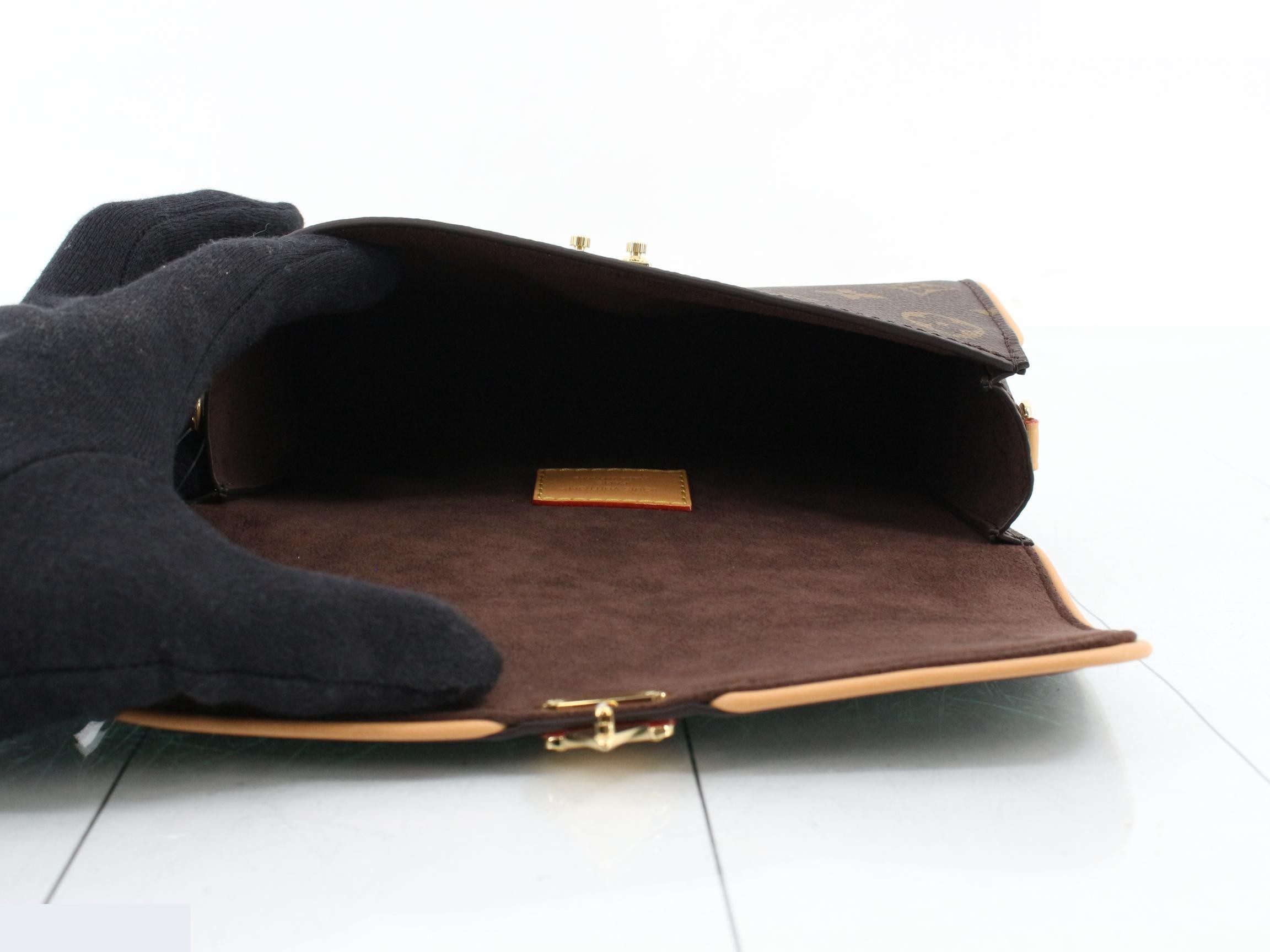 Pochette Camille Monogram — view 4