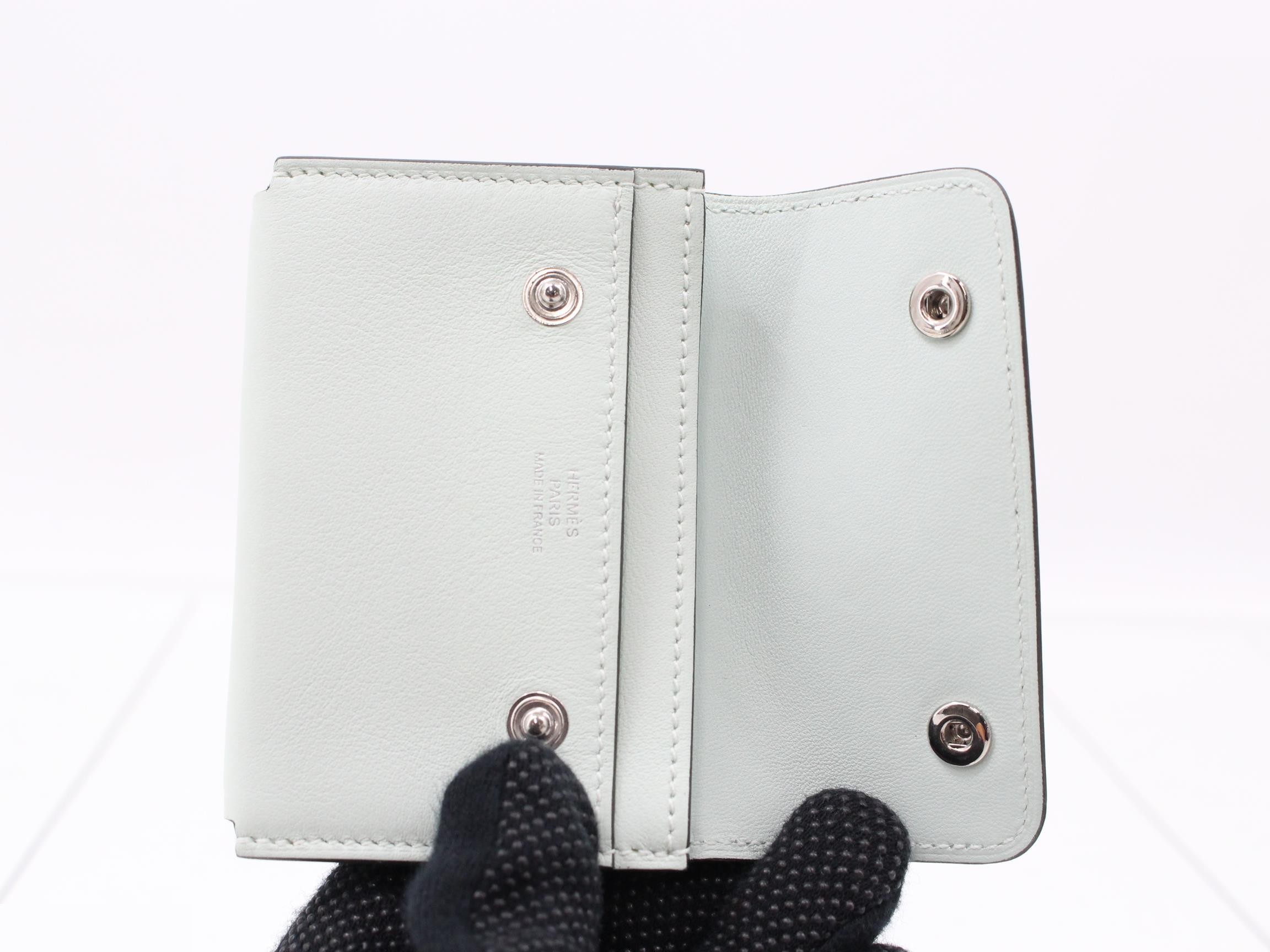 Snap Business Card Holder - W — view 4