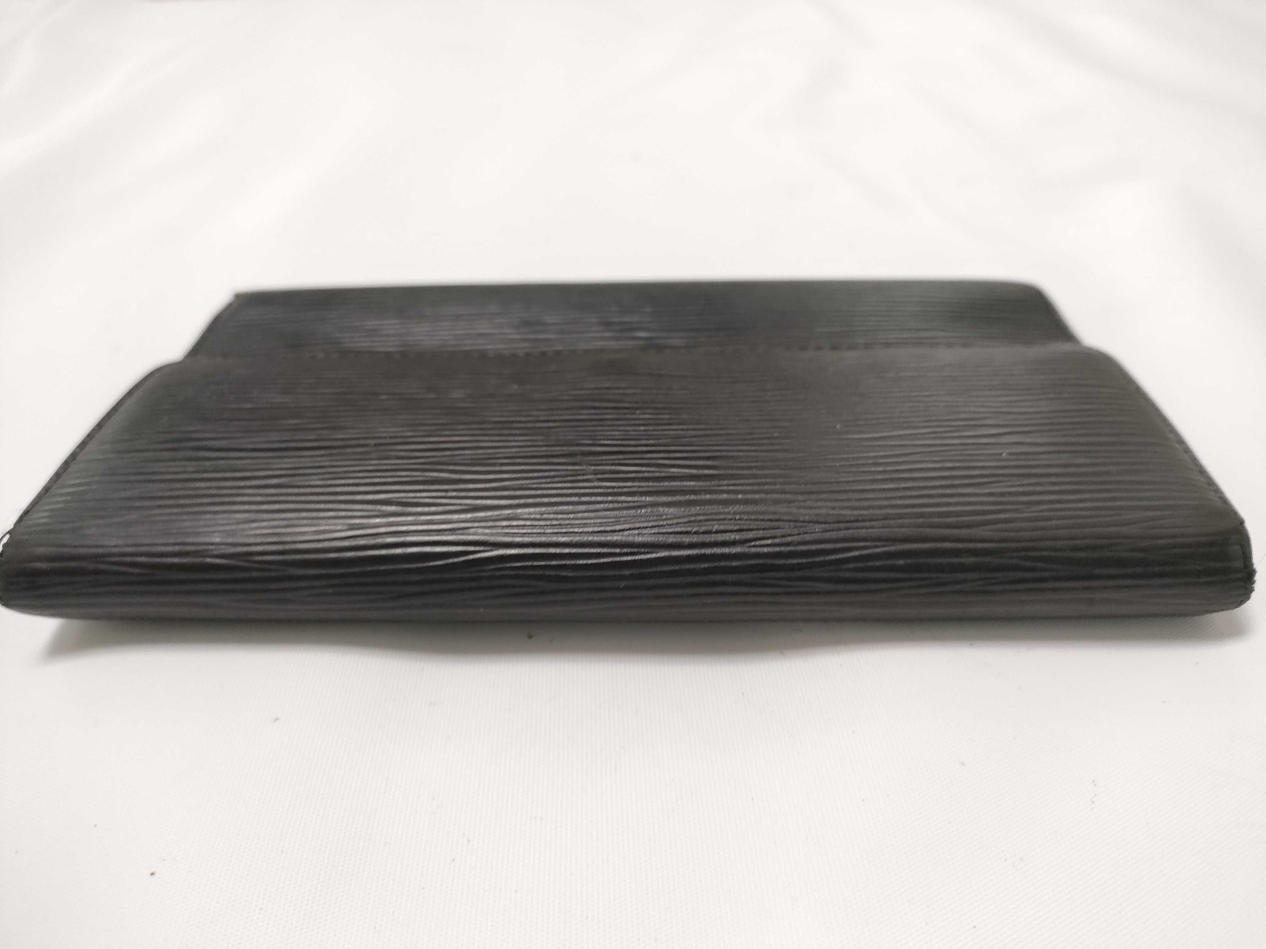 Epi Leather Wallet (Vuitton Epi International) — view 4