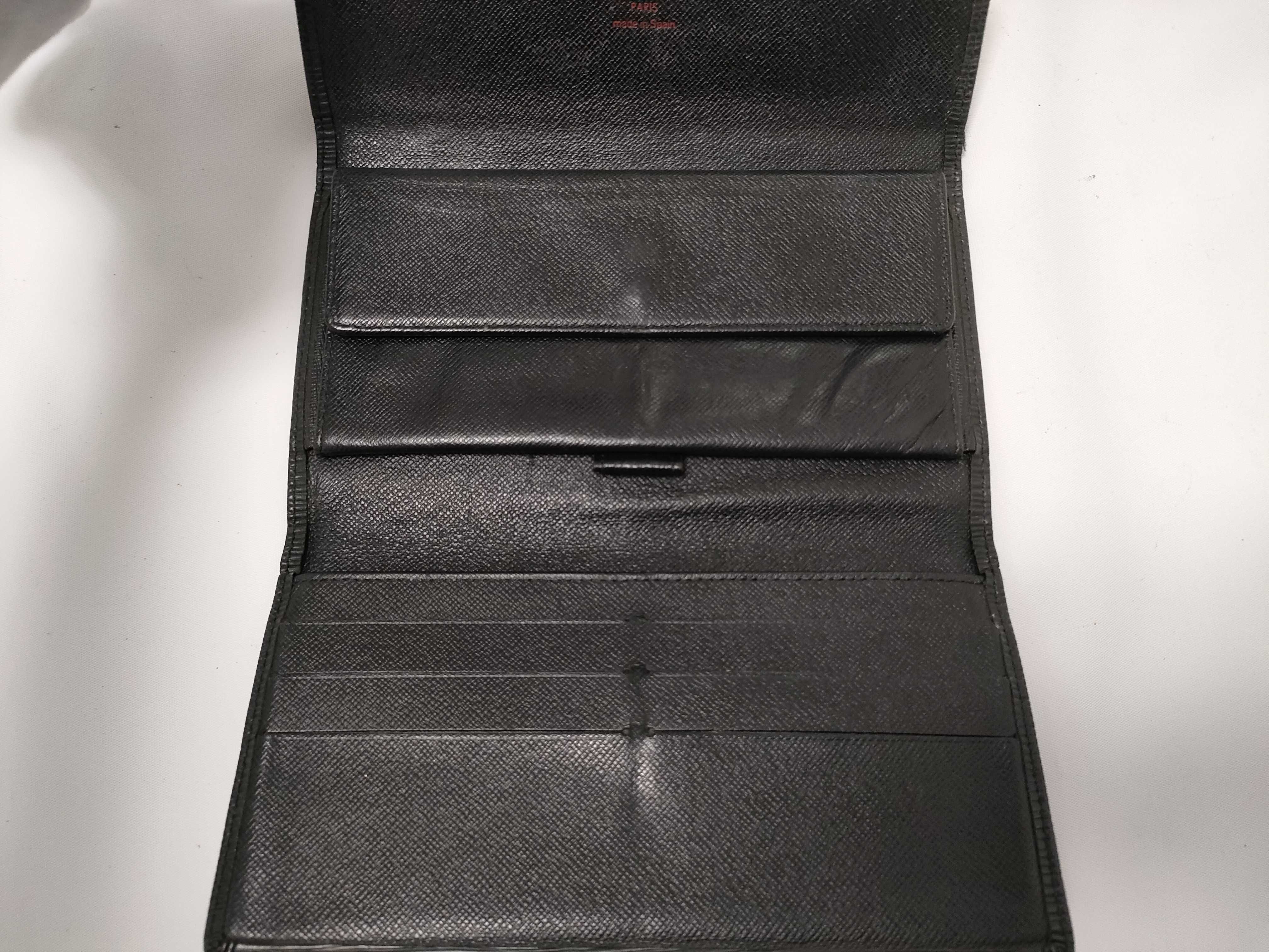 Epi Leather Wallet (Vuitton Epi International) — view 8