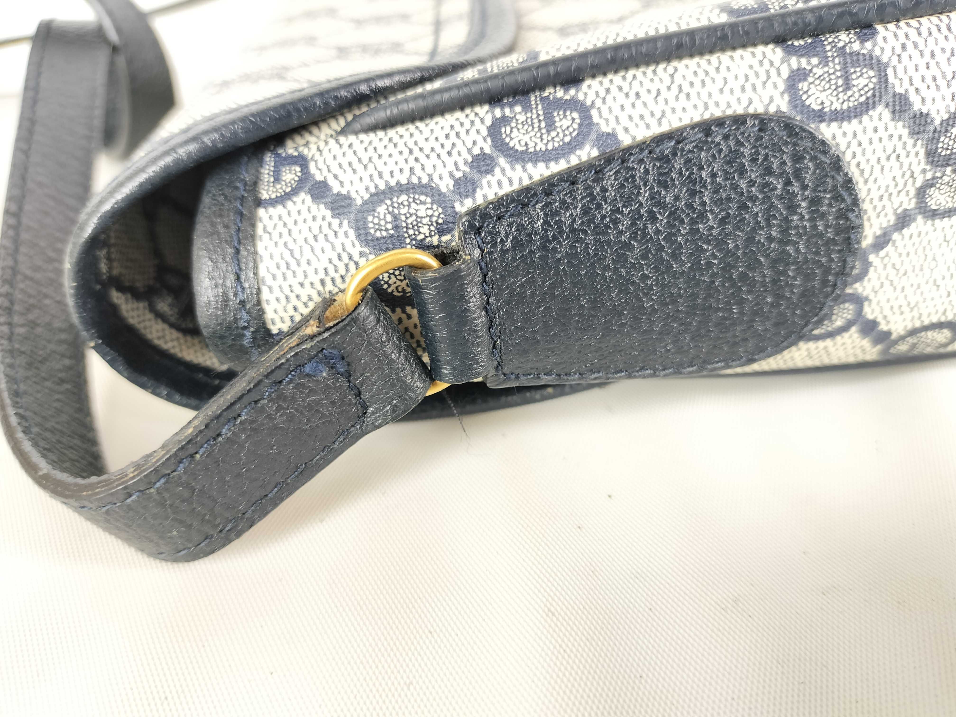 Old 001-58 Shoulder Bag — view 3