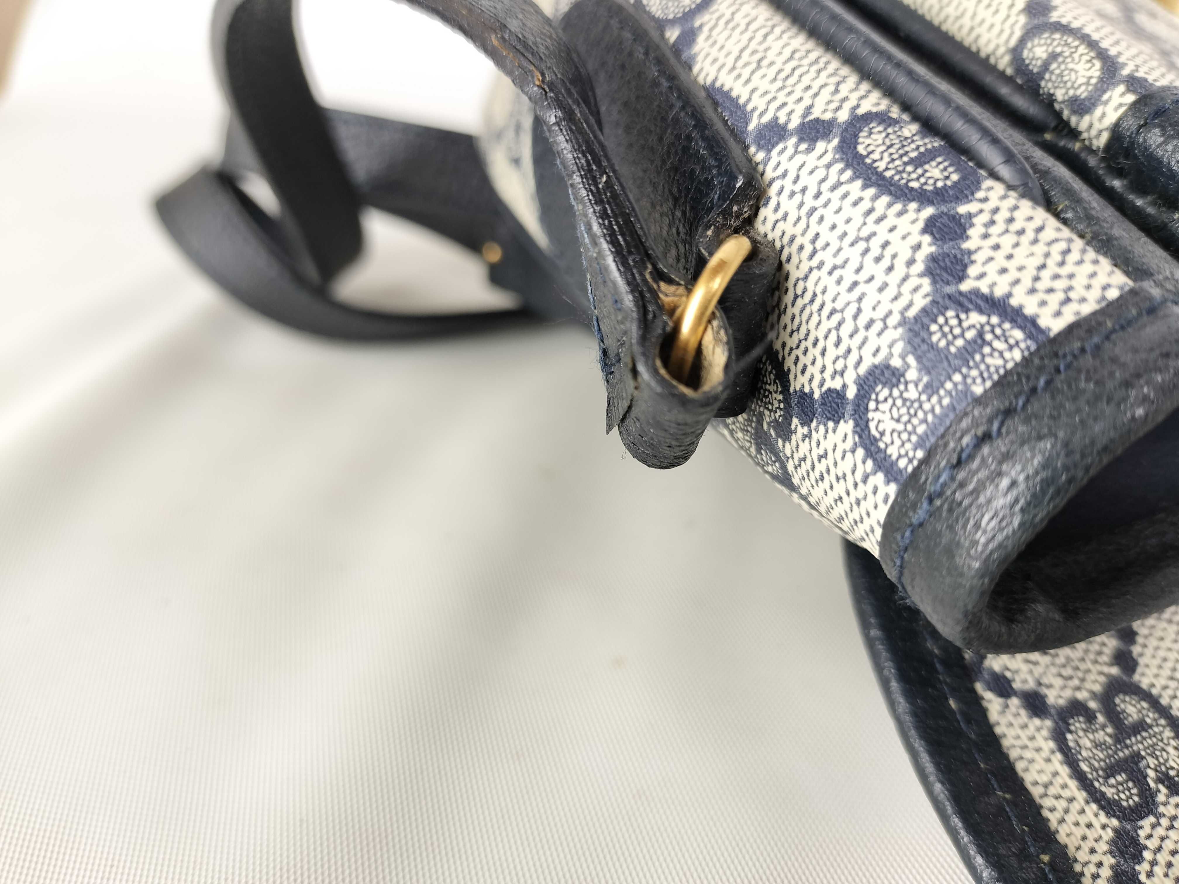 Old 001-58 Shoulder Bag — view 10