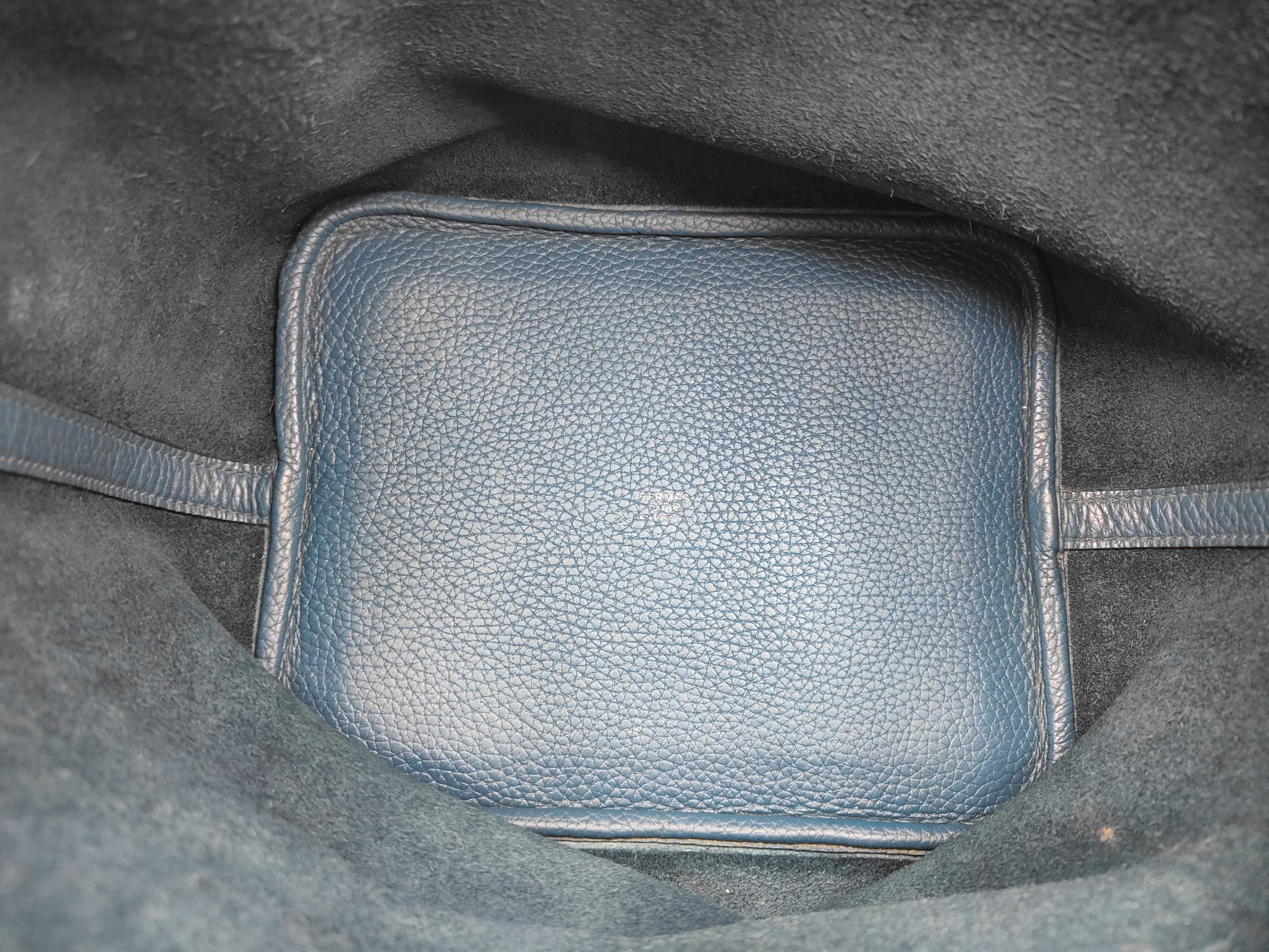 Picotin Lock MM 21.5cm Taurillon Clemence Blue R stamp 2014 Handbag — view 9