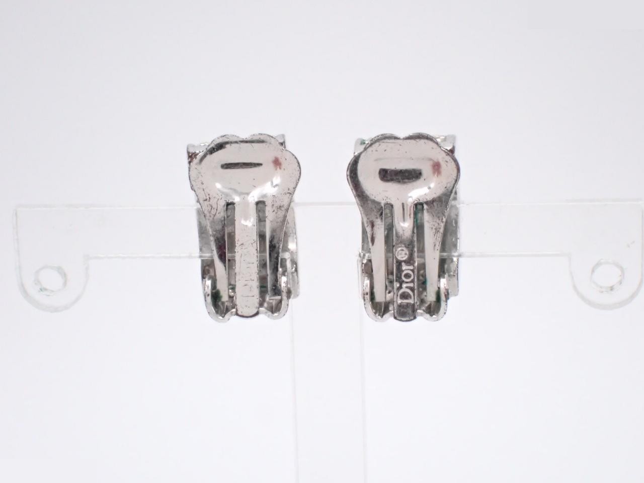 earrings — view 2