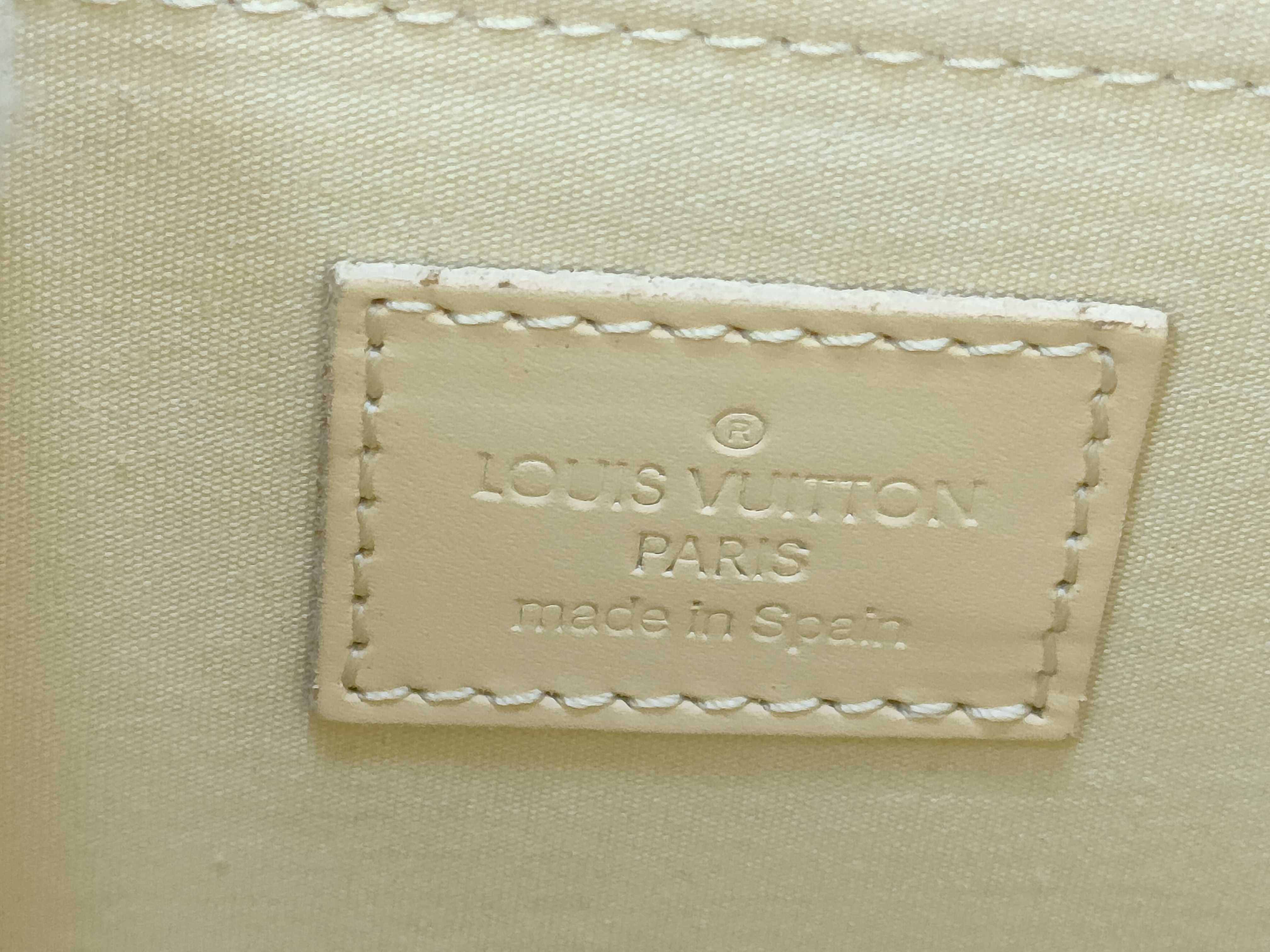 Epi Leather Croisette PM M5249A LB1010 Handbag — view 12