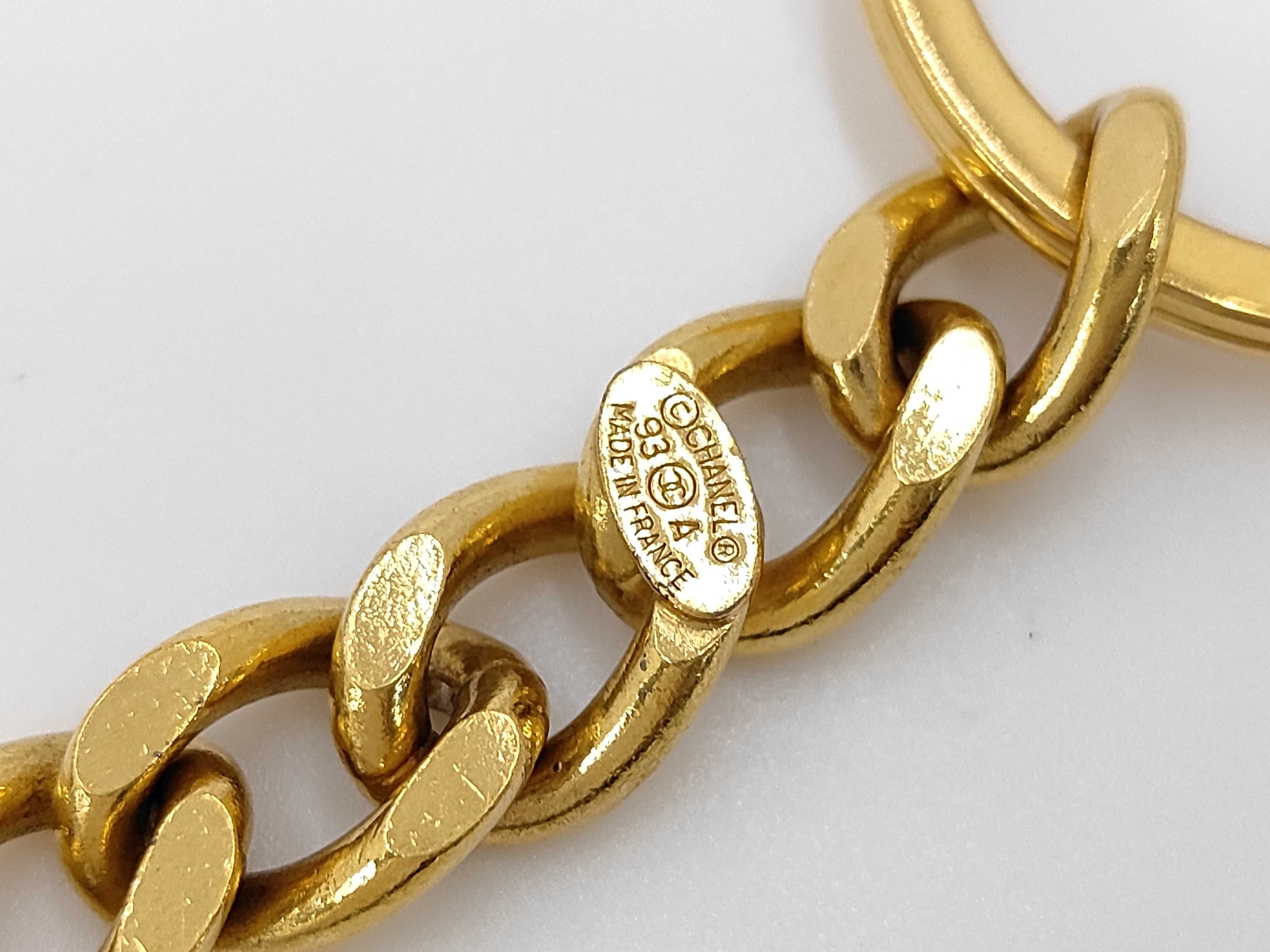 Coco Mark Keyring Large Coco Gold Color 93A Charm — view 4