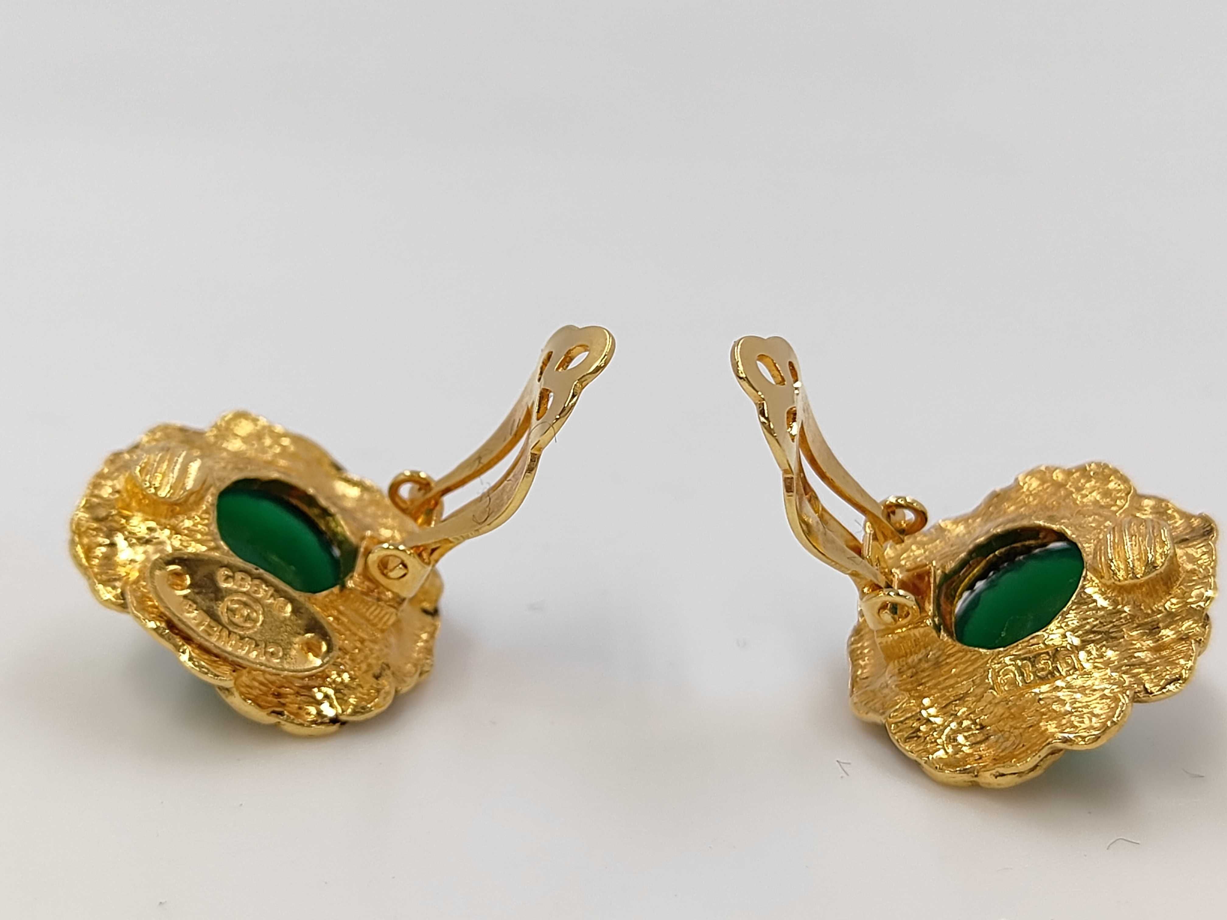 2156 Earrings, Flower, Round, Green Stone Earrings — view 4