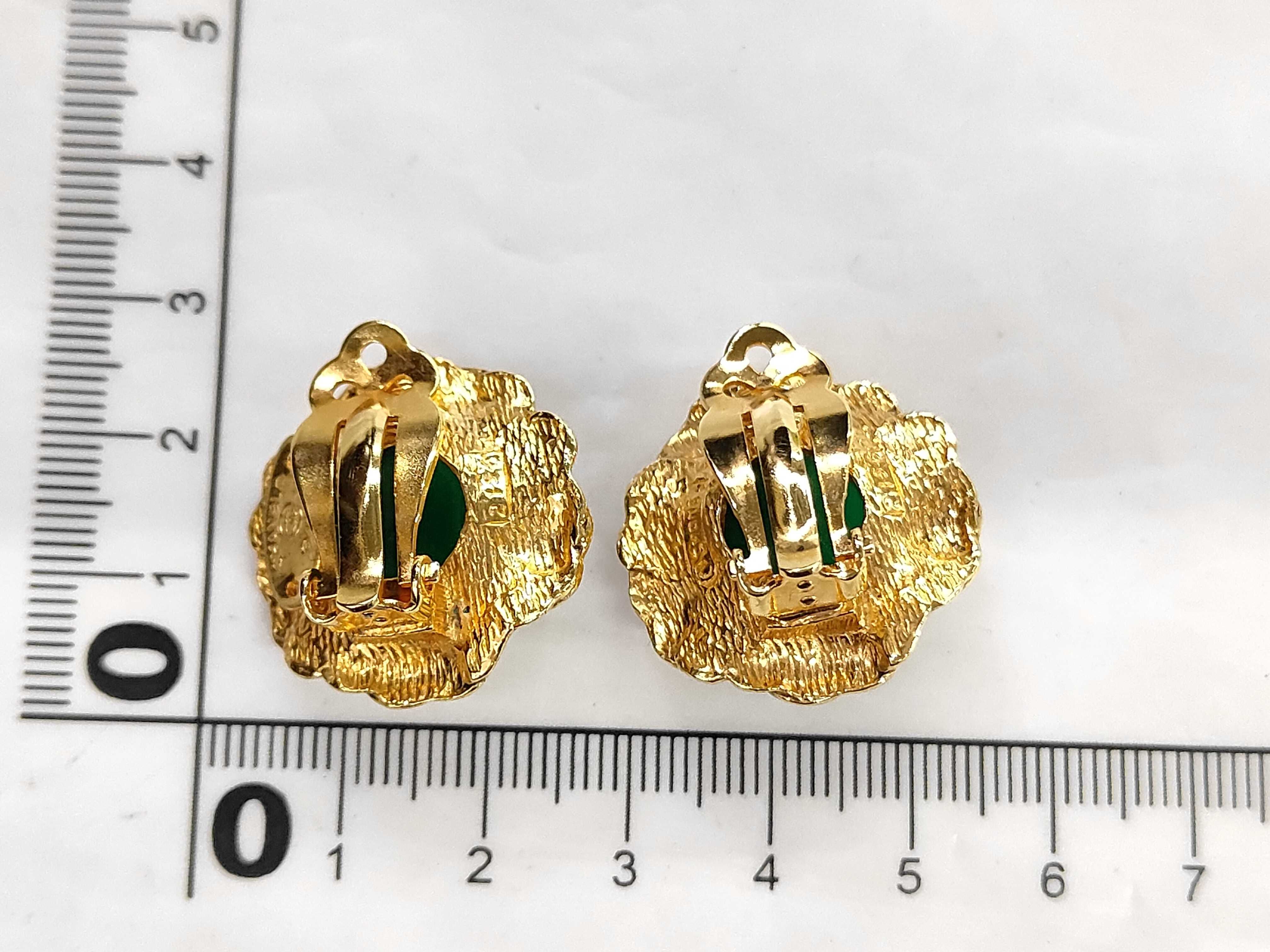 2156 Earrings, Flower, Round, Green Stone Earrings — view 6