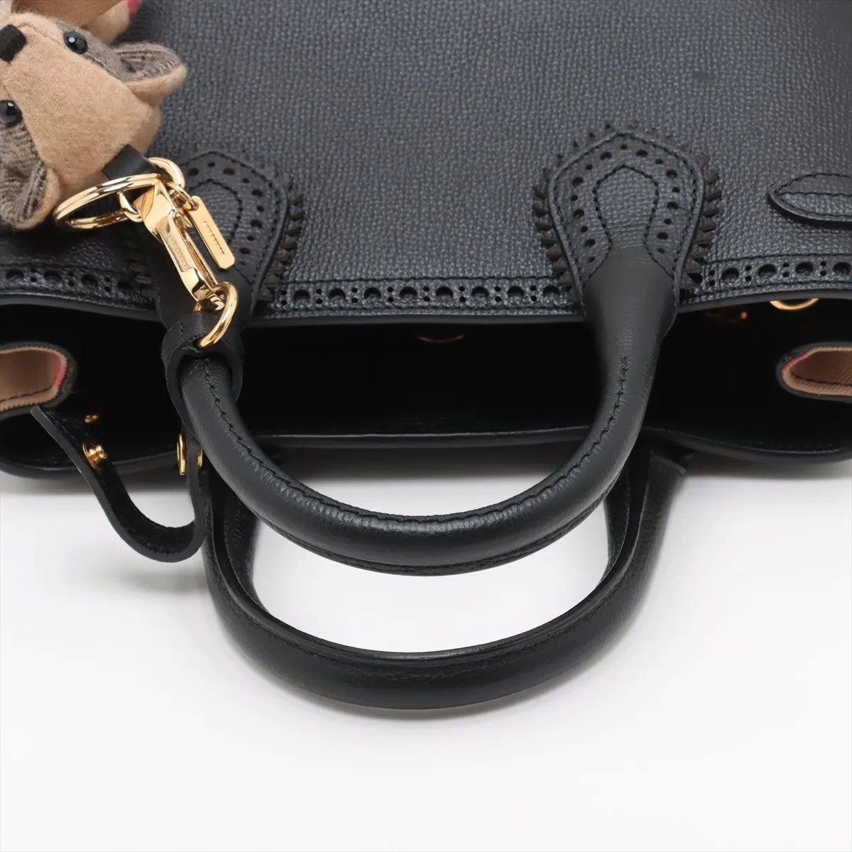 Nova Check Small Banner Leather 2WAY Handbag Black — view 5