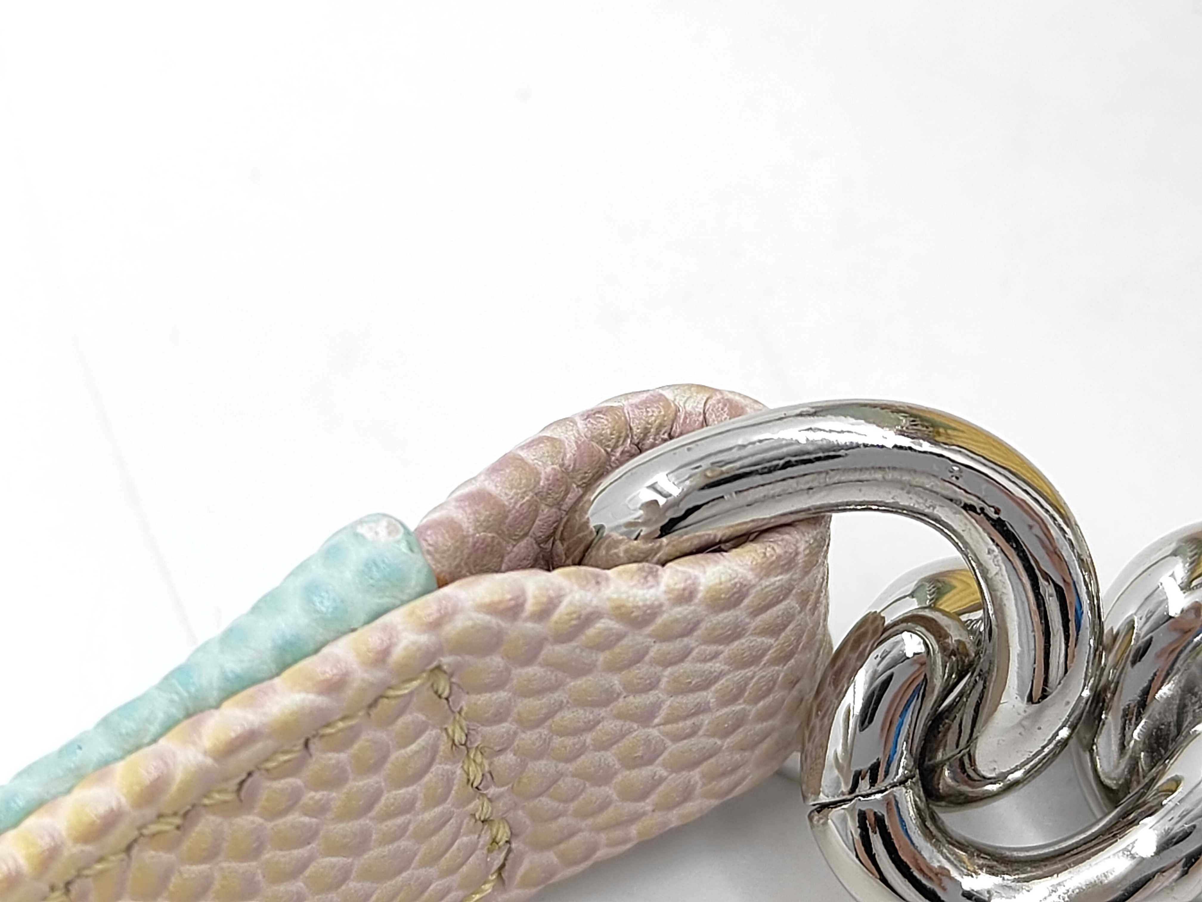 Boy Chanel Chain Shoulder Bag 25339272 (Box, Dust Bag Included) — view 5