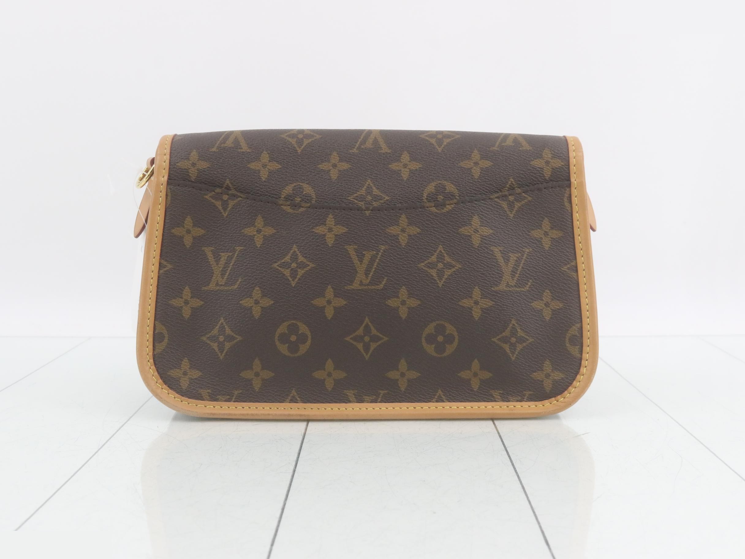 Shoulder bag — view 2