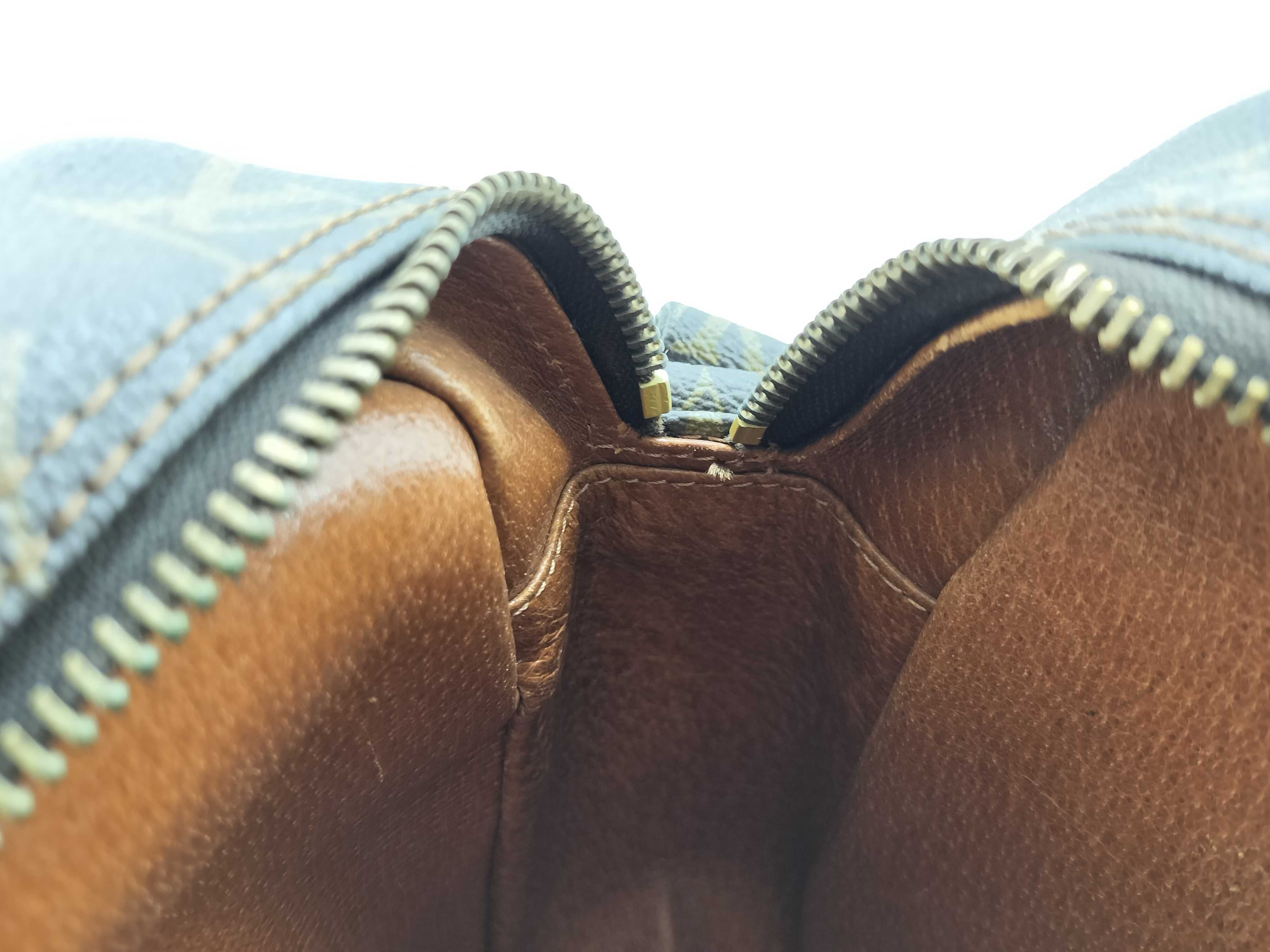 Monogram Louis Vuitton Monogram Old Model Nile Shoulder Bag — view 11