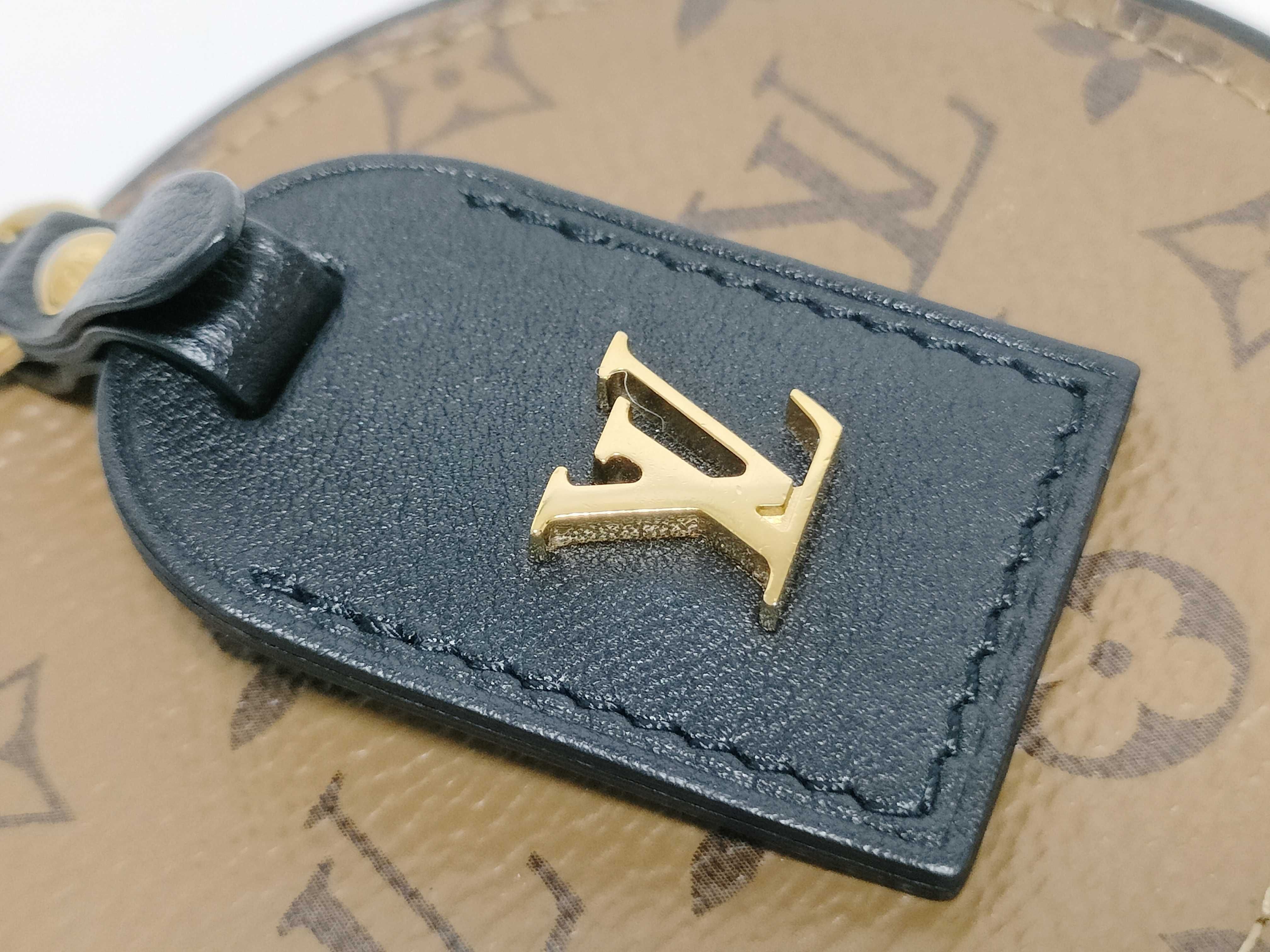 Monogram Reverse Mini Boite Chapeau M68276 Shoulder Bag — view 13