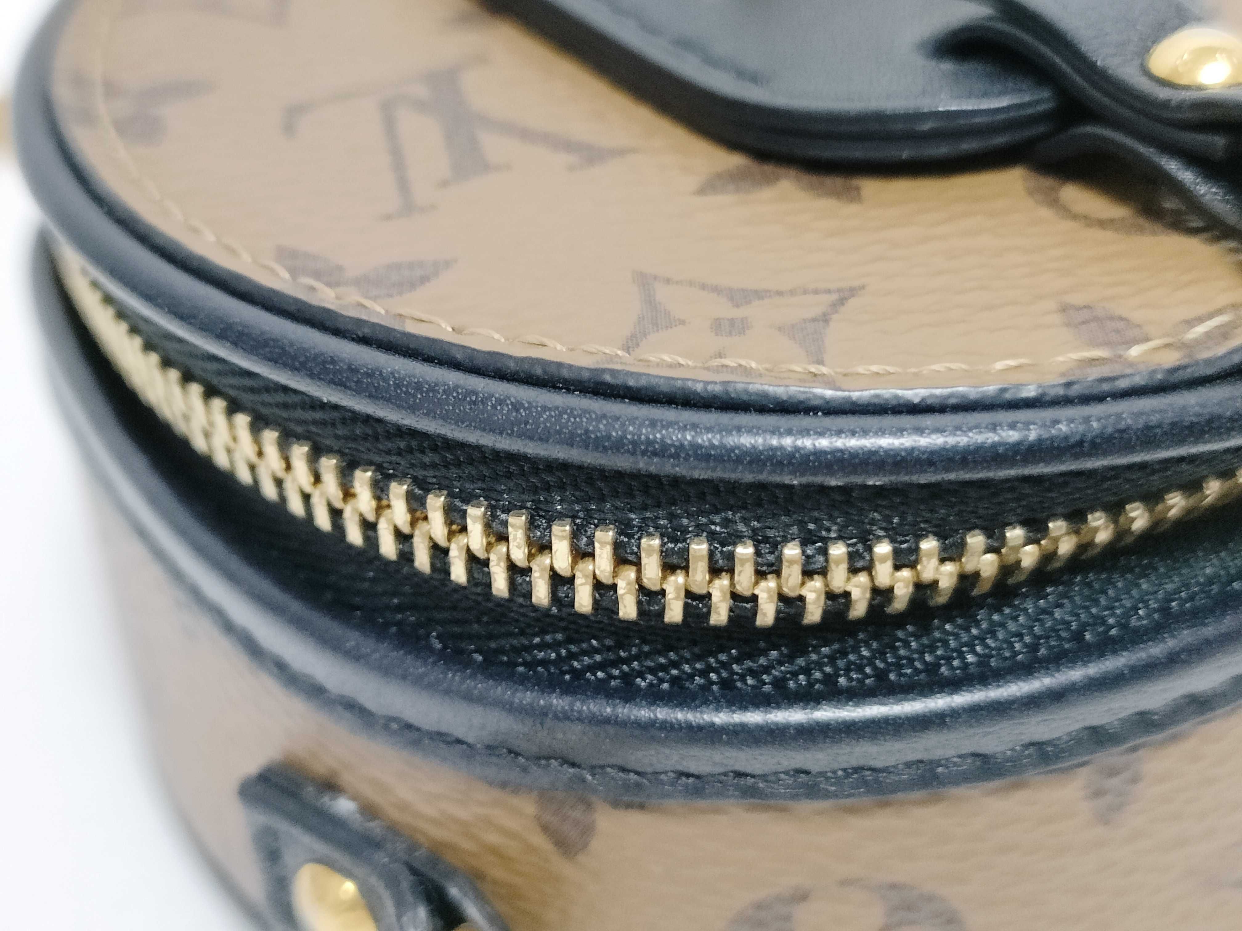 Monogram Reverse Mini Boite Chapeau M68276 Shoulder Bag — view 6