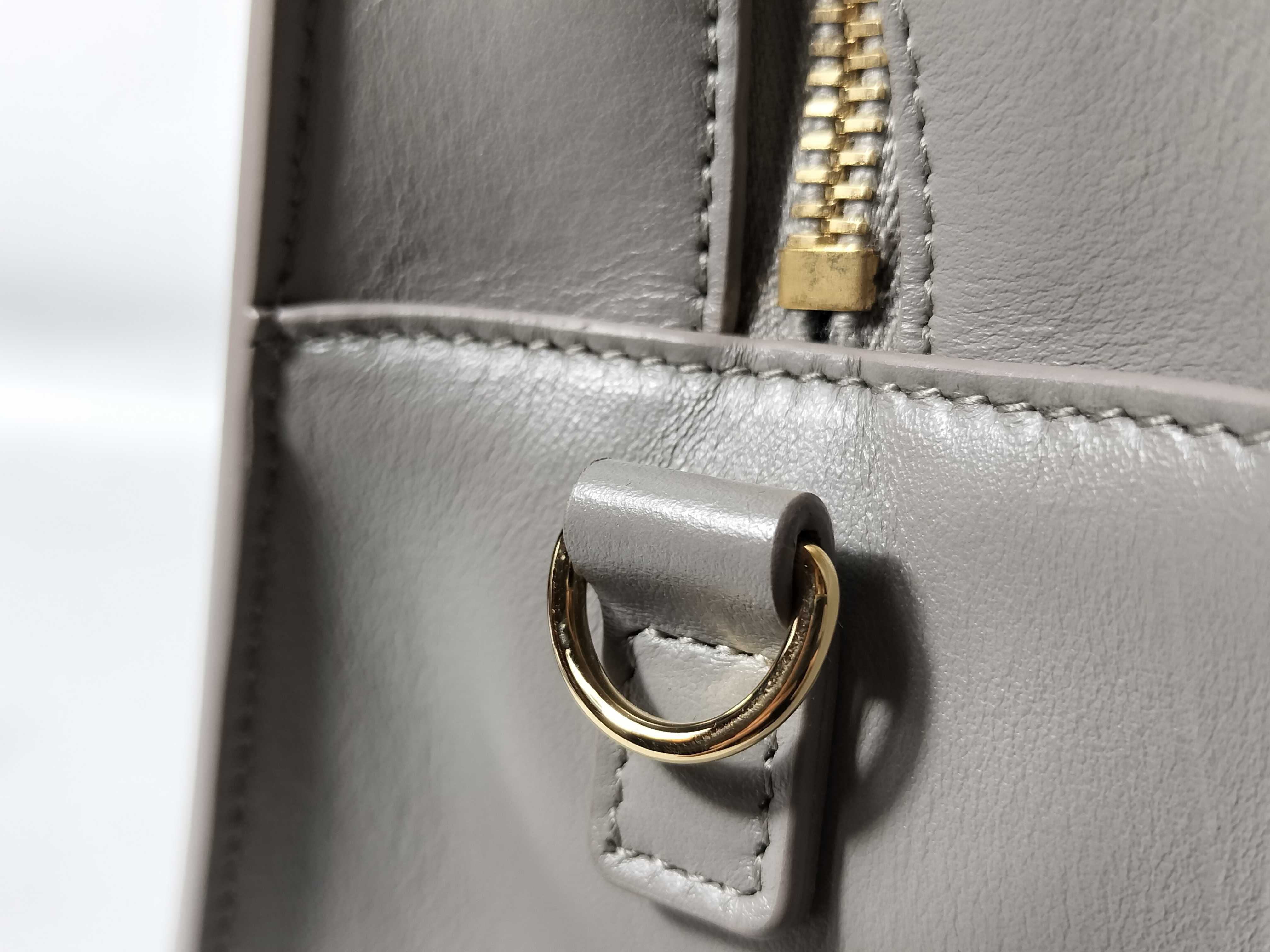 2-way Handbag/Shoulder Bag, Leather, Gold Hardware — view 11