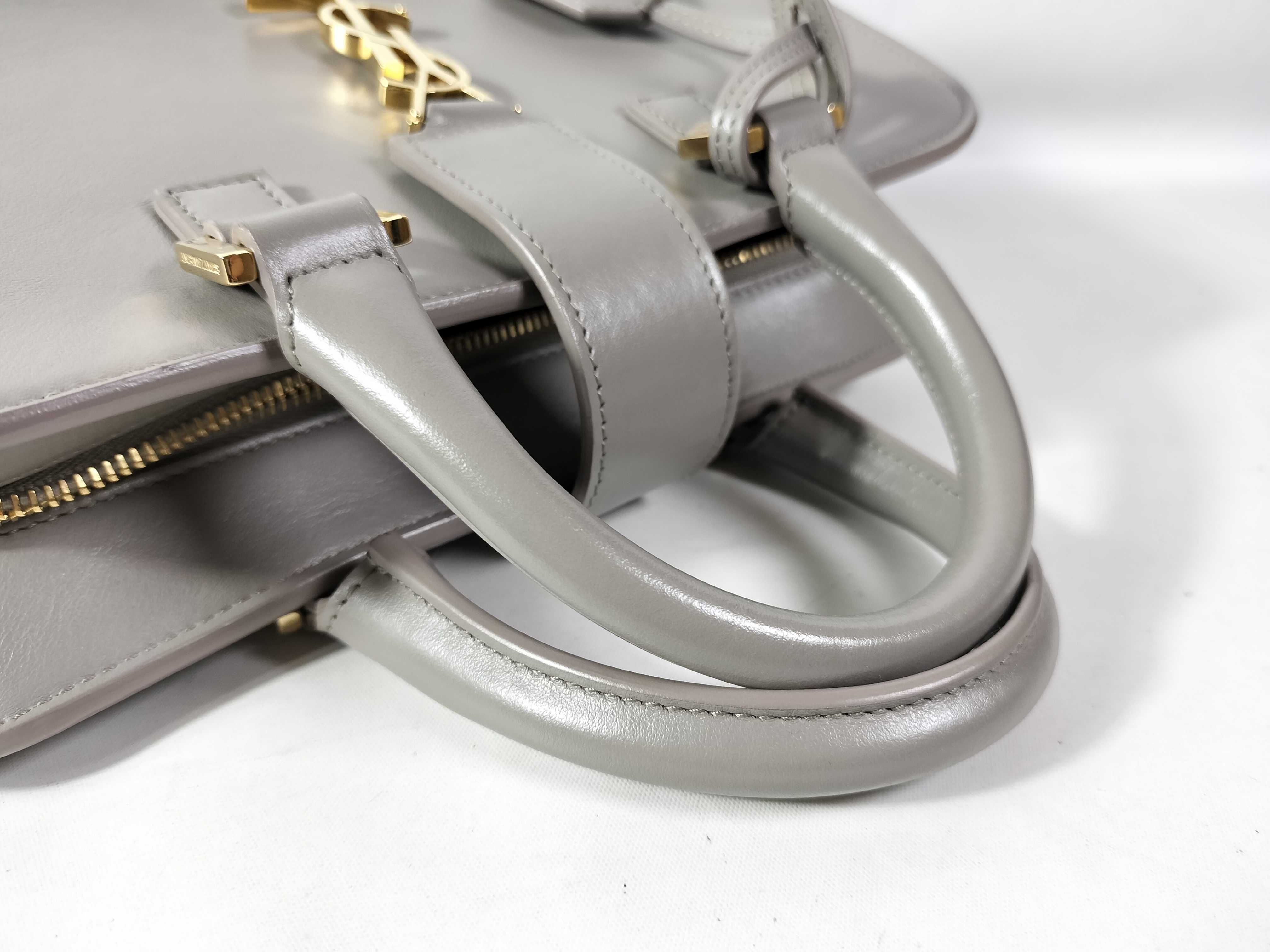 2-way Handbag/Shoulder Bag, Leather, Gold Hardware — view 3