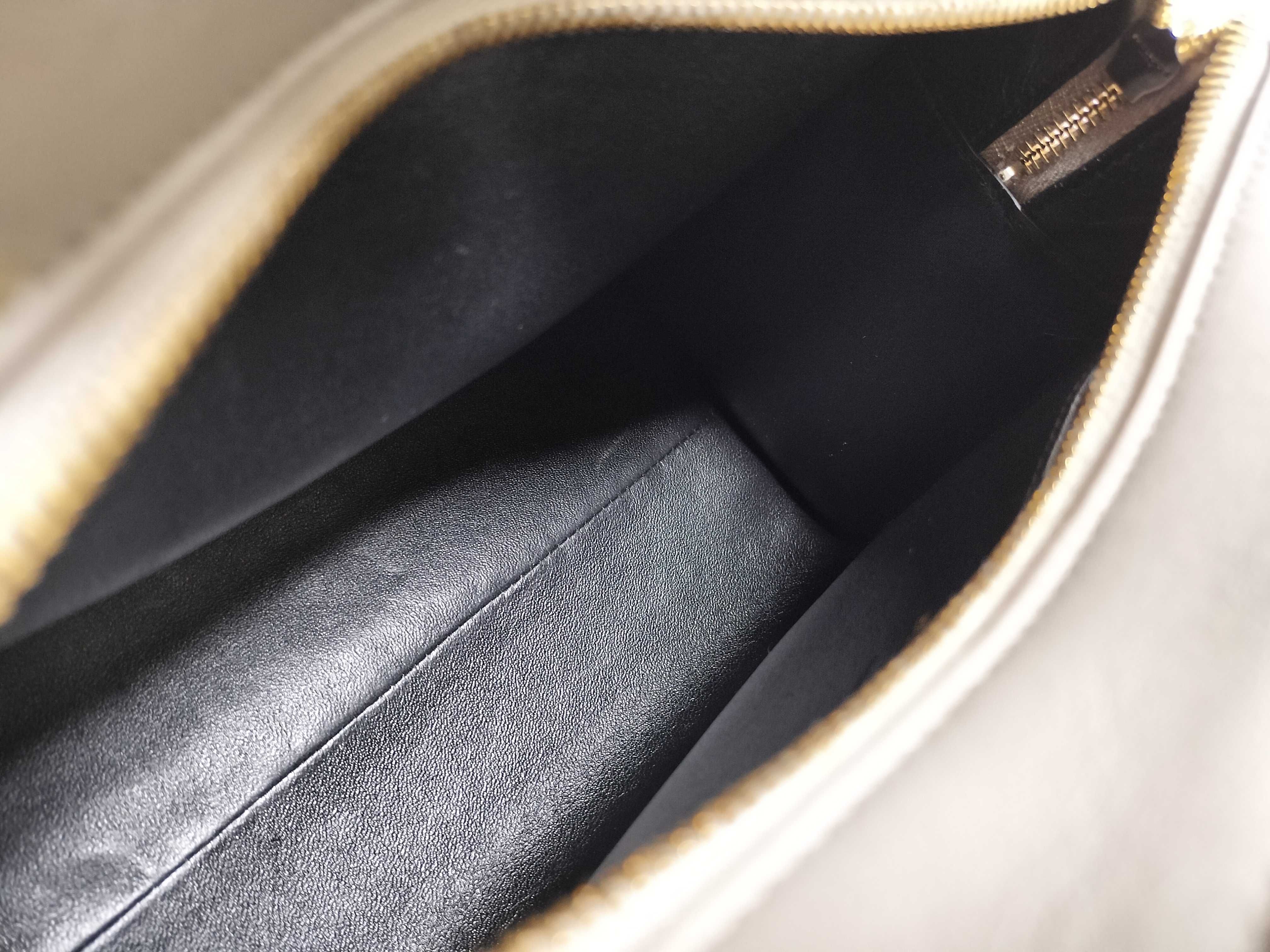 2-way Handbag/Shoulder Bag, Leather, Gold Hardware — view 8