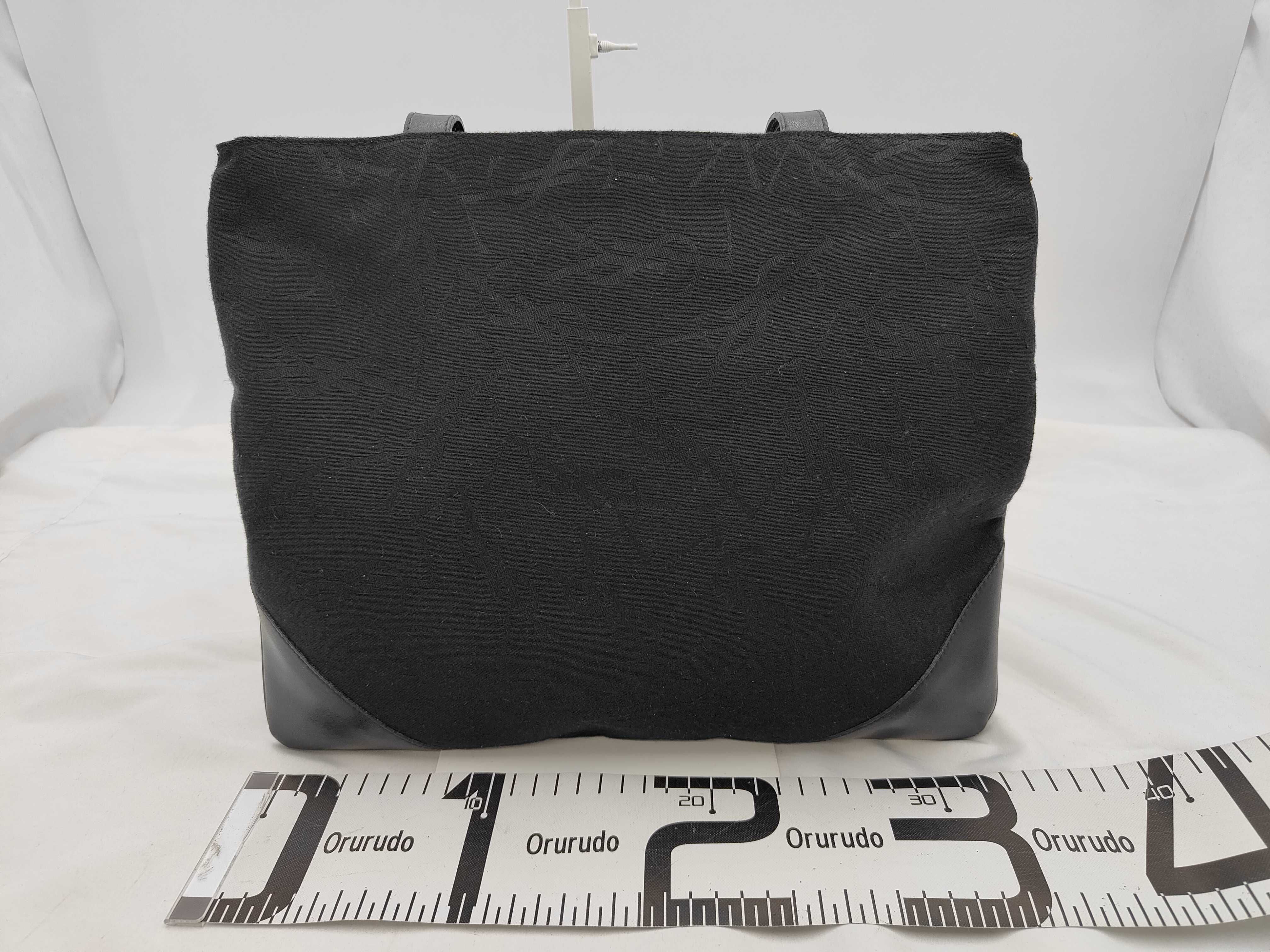 logo charm canvas black tote bag — view 2