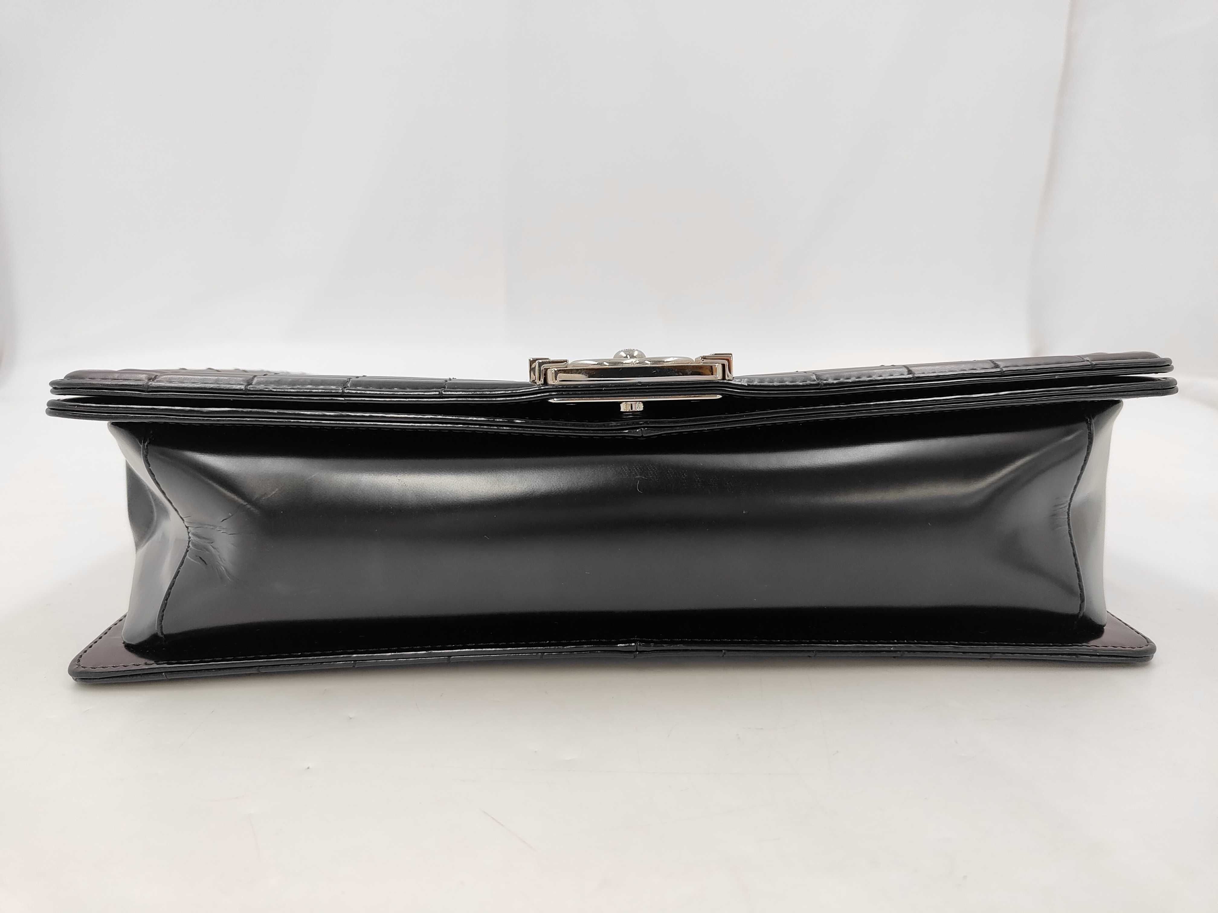Boy Chanel Shoulder Bag — view 8