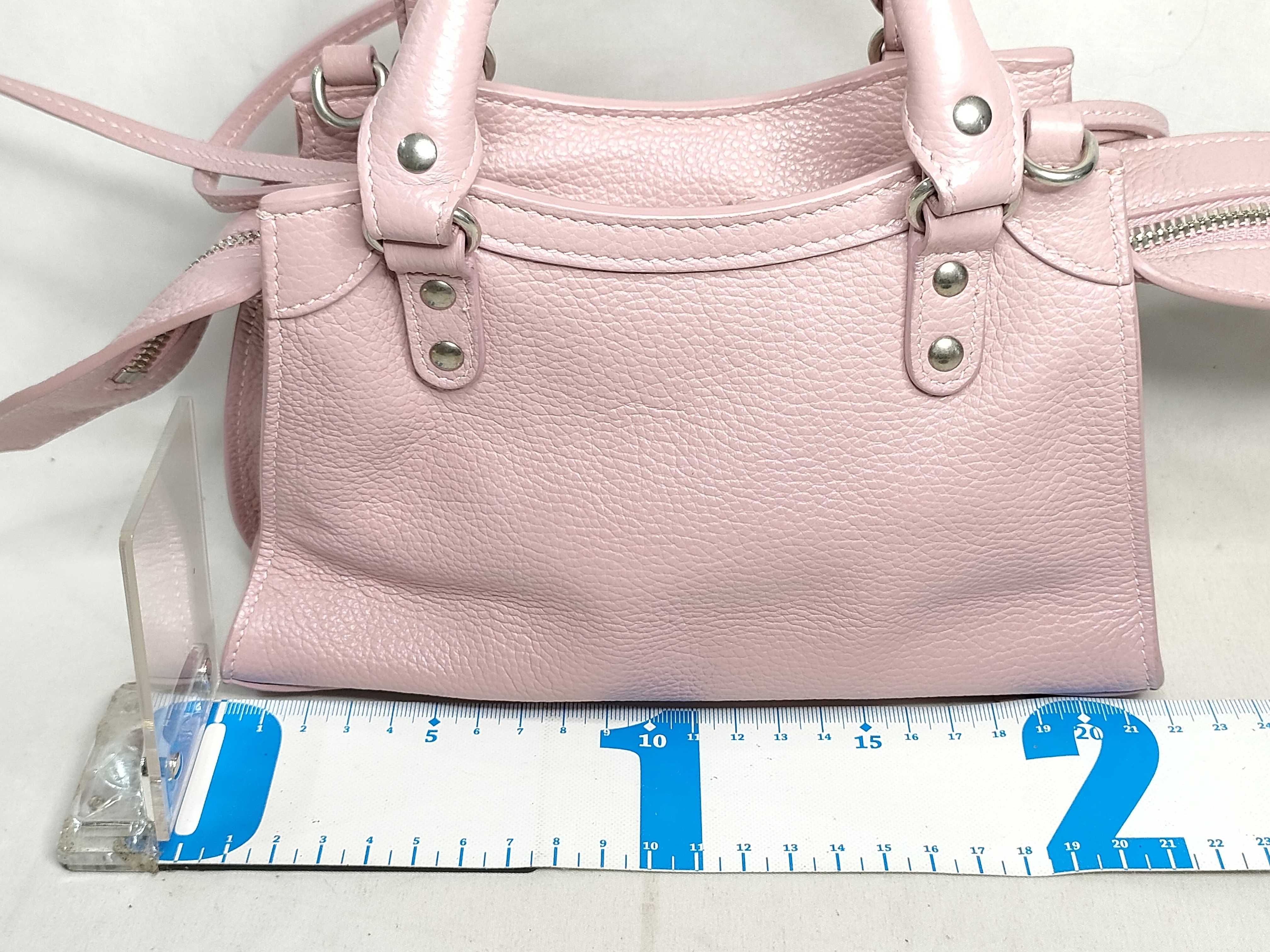 ID- Mini Neo Classic City Cow Skin 2 Way Handbag Pink 638524 Handbag — view 2
