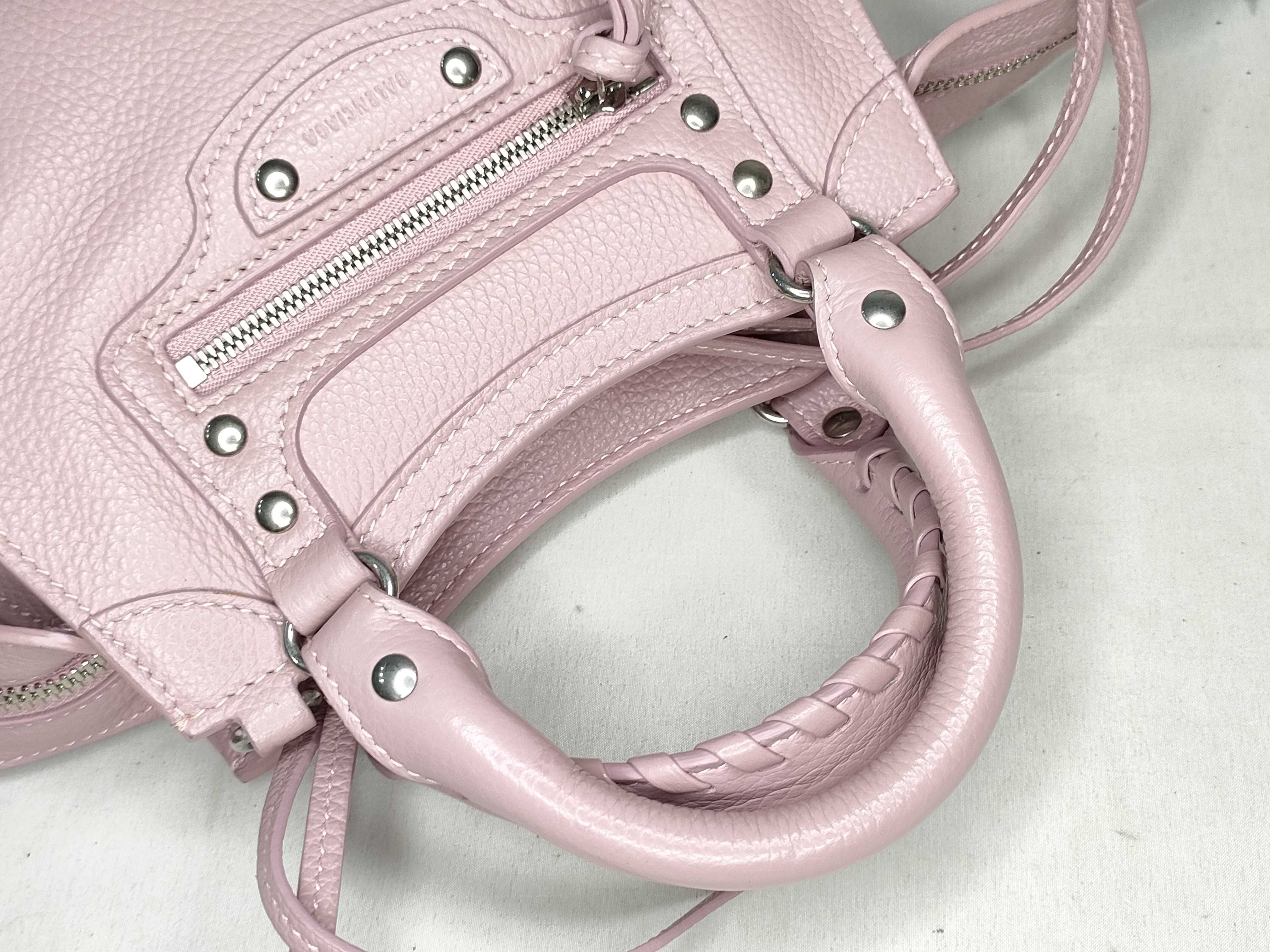 ID- Mini Neo Classic City Cow Skin 2 Way Handbag Pink 638524 Handbag — view 3
