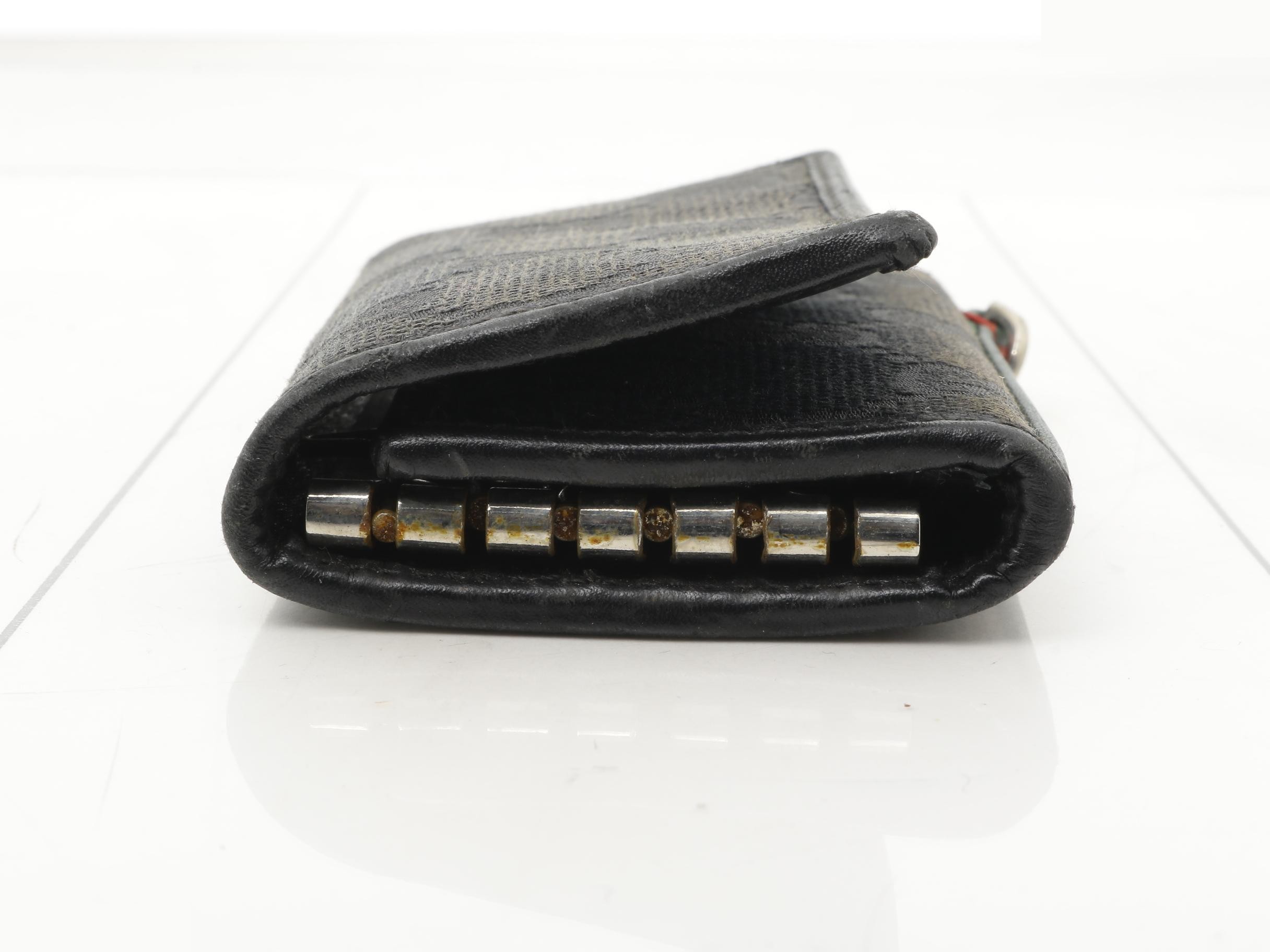 GG Canvas Key Case — view 3