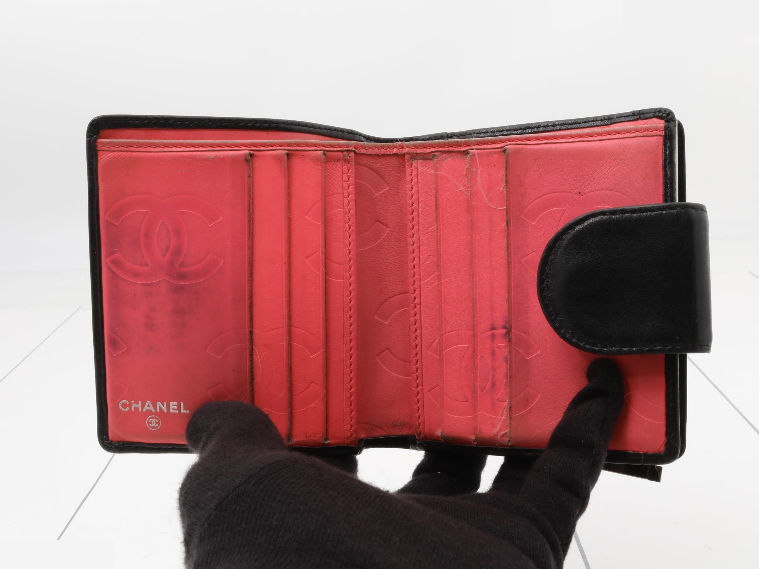Cambon Line Clasp Folding Wallet — view 4