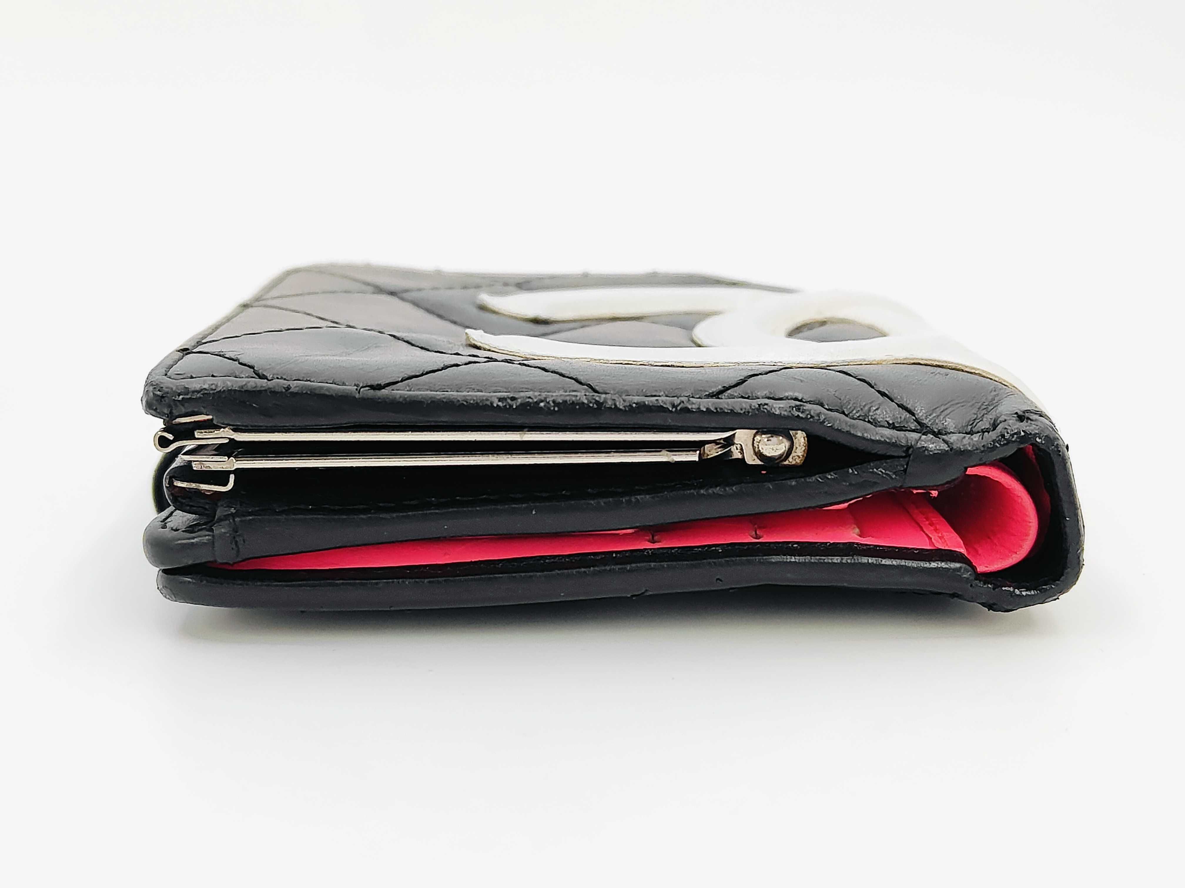 Cambon Line Leather Bi-fold Wallet (Serial Number) — view 6