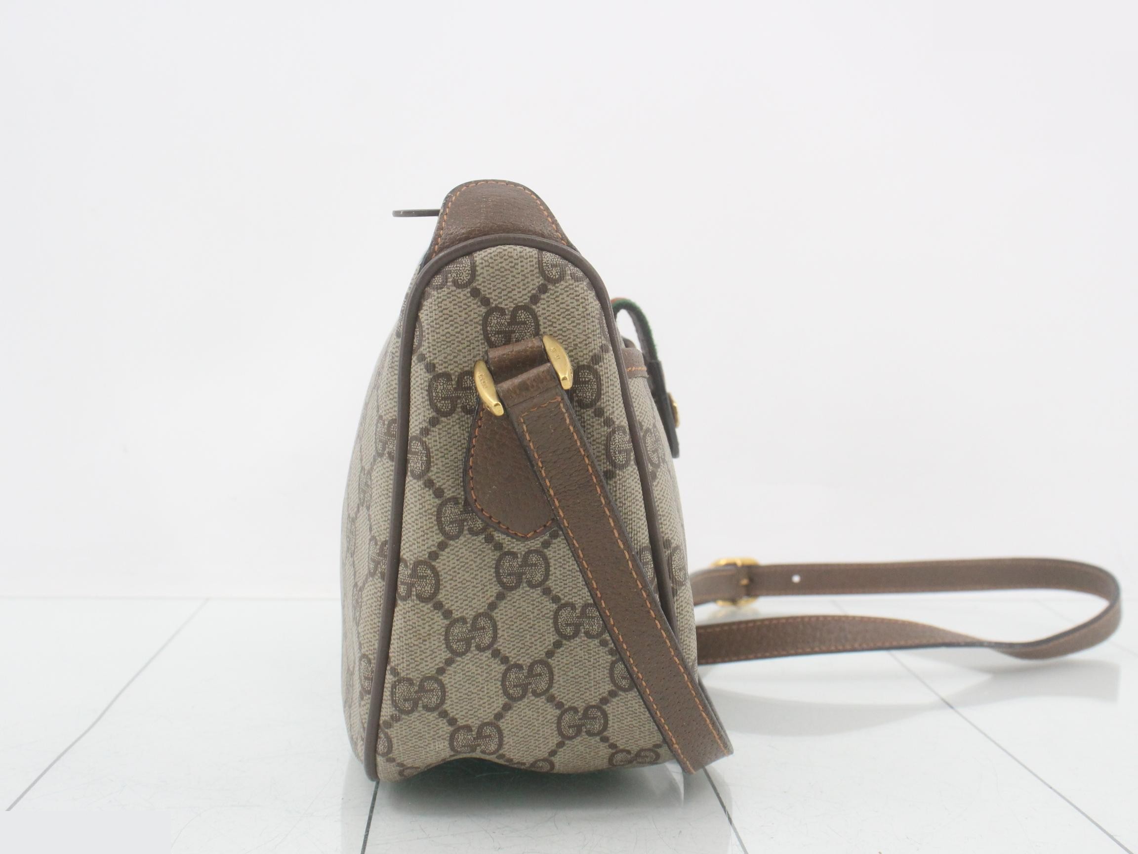 GG Supreme Leather Shoulder Bag — view 4