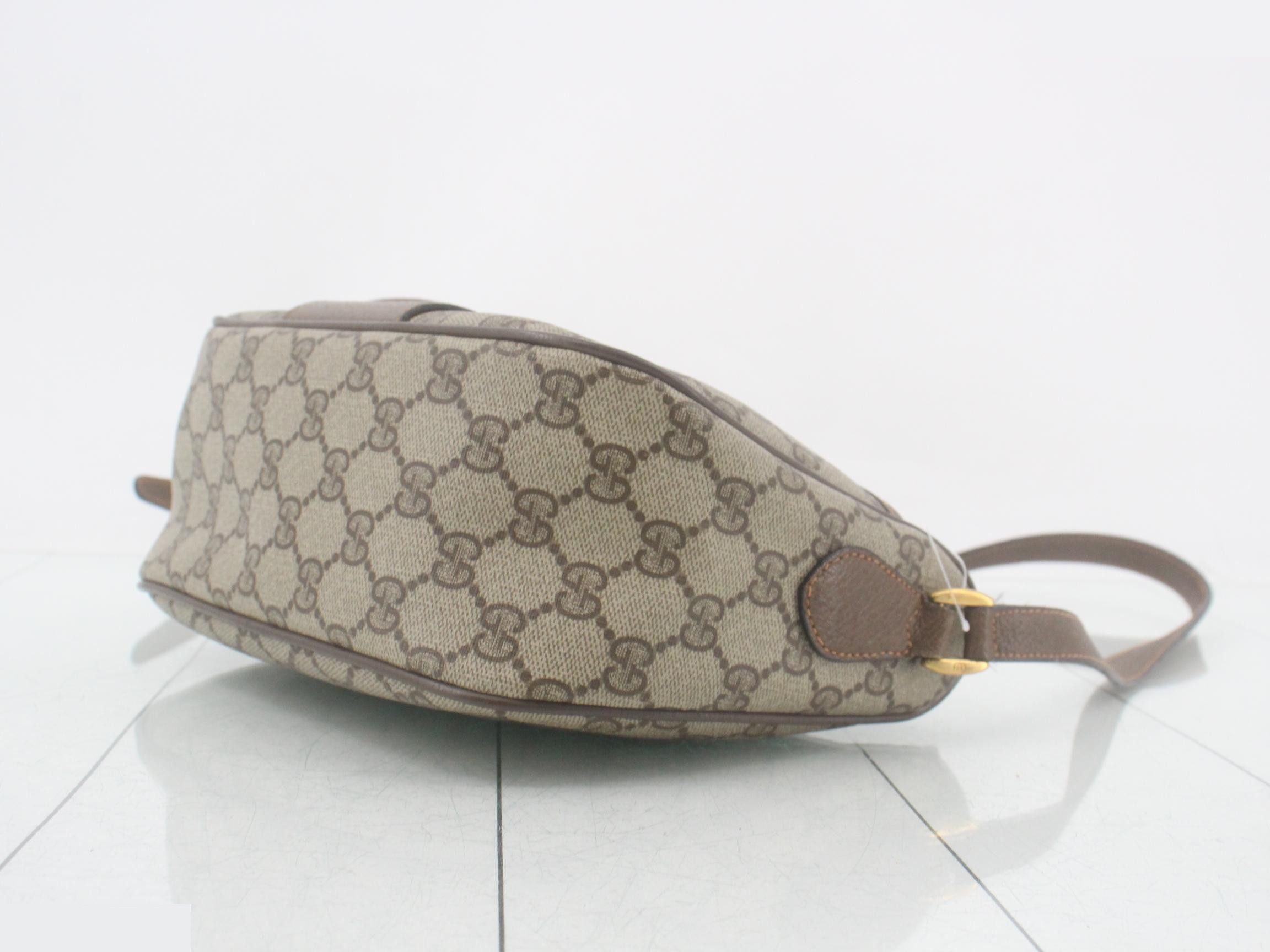 GG Supreme Leather Shoulder Bag — view 6