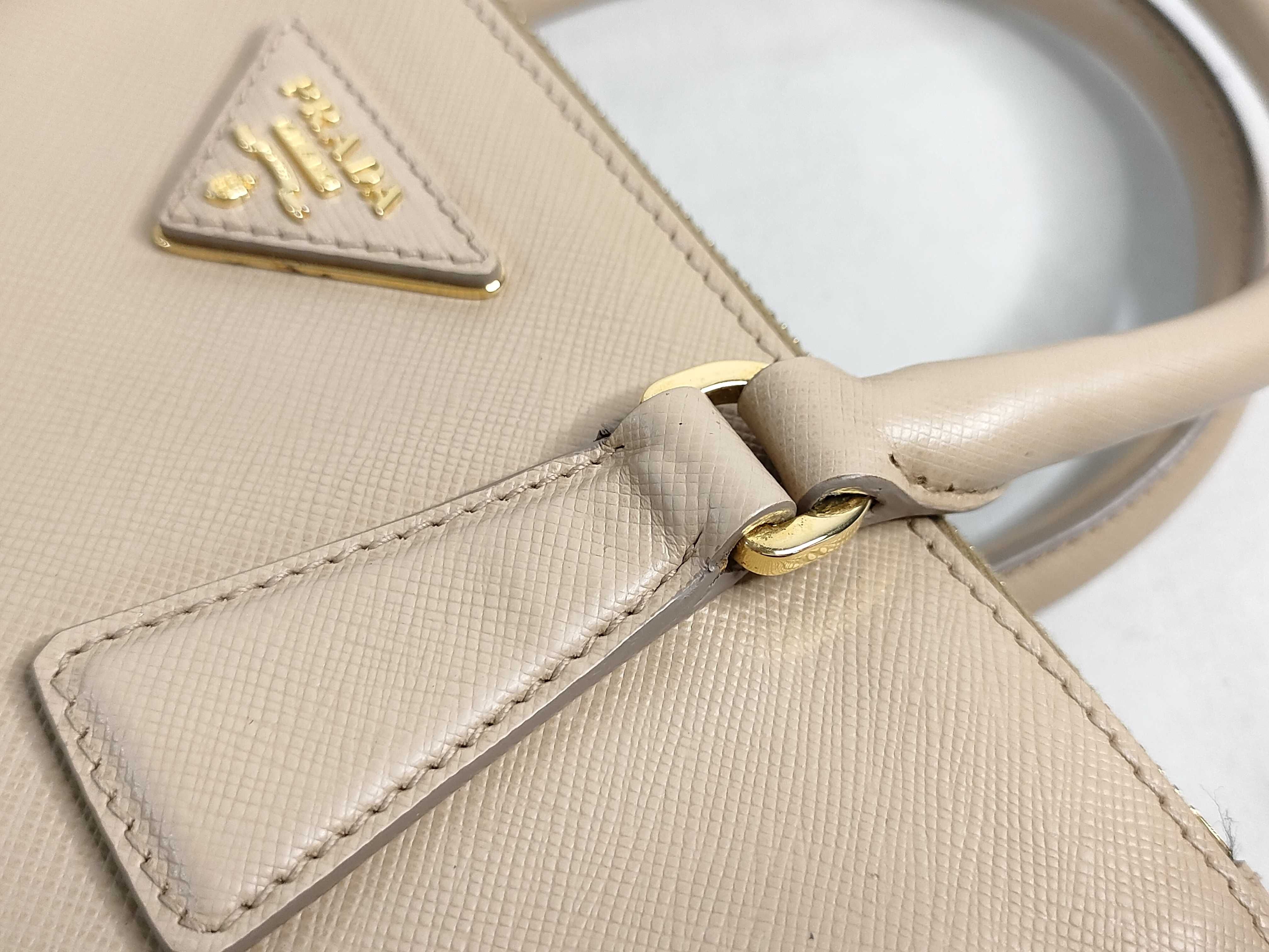 ID- Saffiano Lux Galeria Cowhide 2-Way Handbag Beige 1BA863 Handbag — view 5
