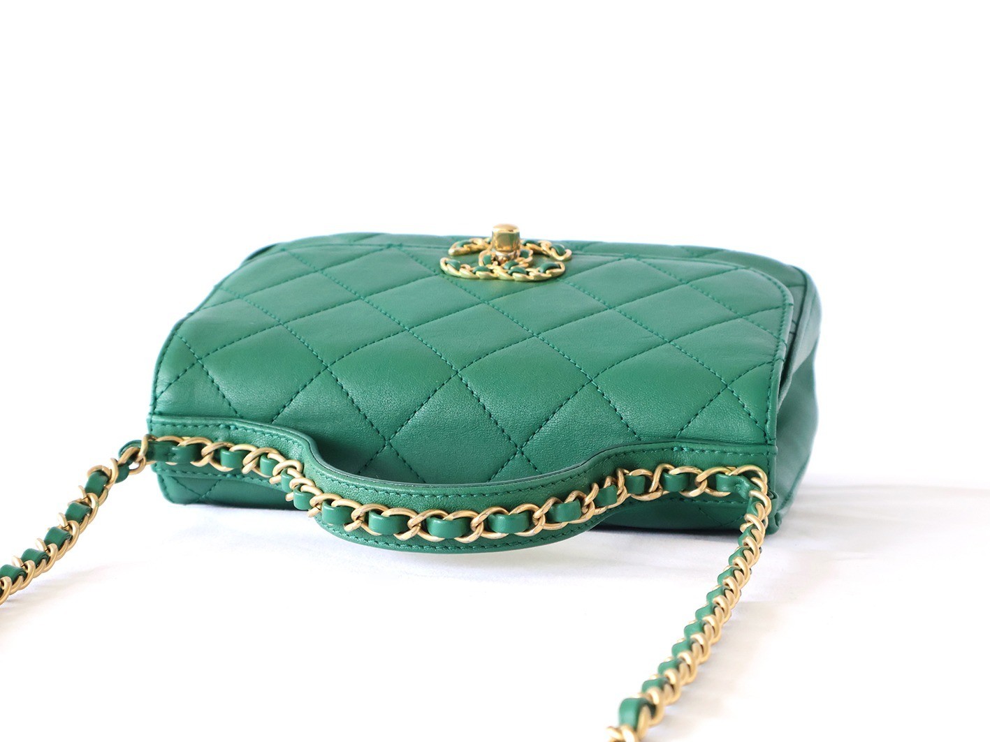 Matelassé Lambskin 2-Way Chain Shoulder Bag, Green — view 7