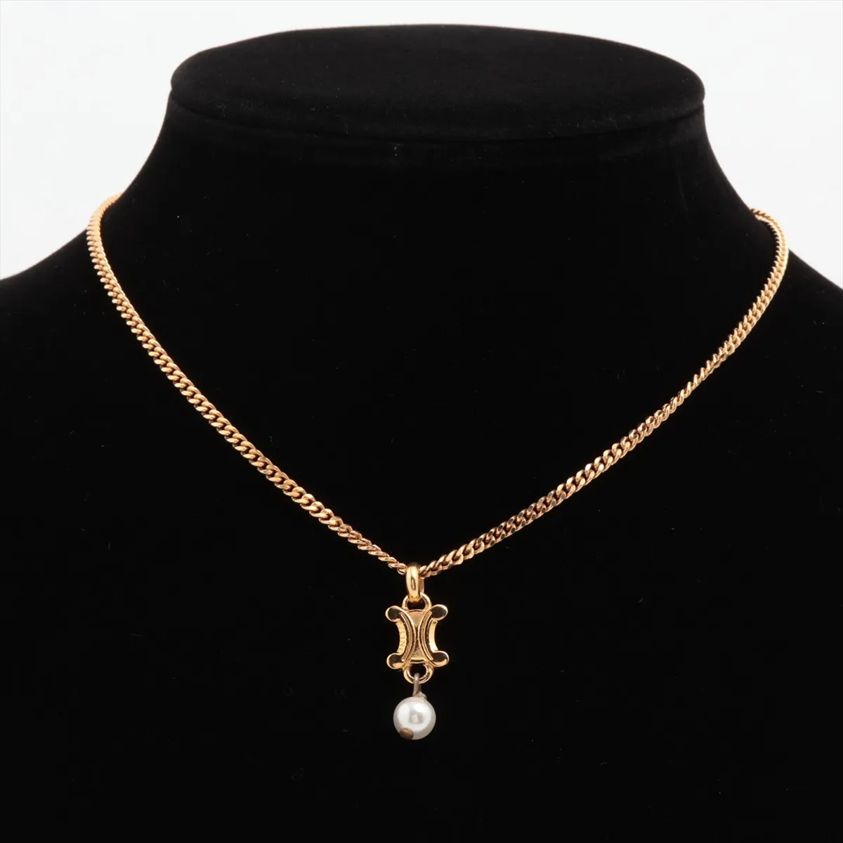 Macadam Necklace GP x Fake Pearl Gold — view 5